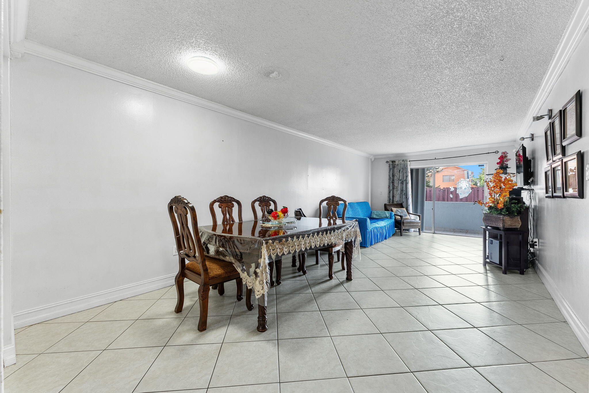 LOS SUENOS CONDO - Residential
