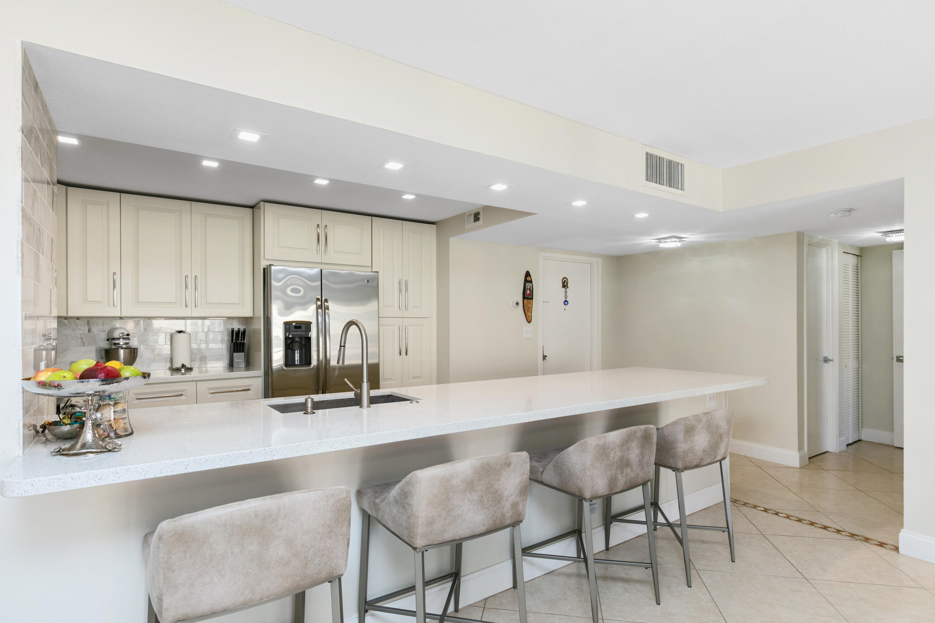 OPAL TOWERS CONDO - Residential