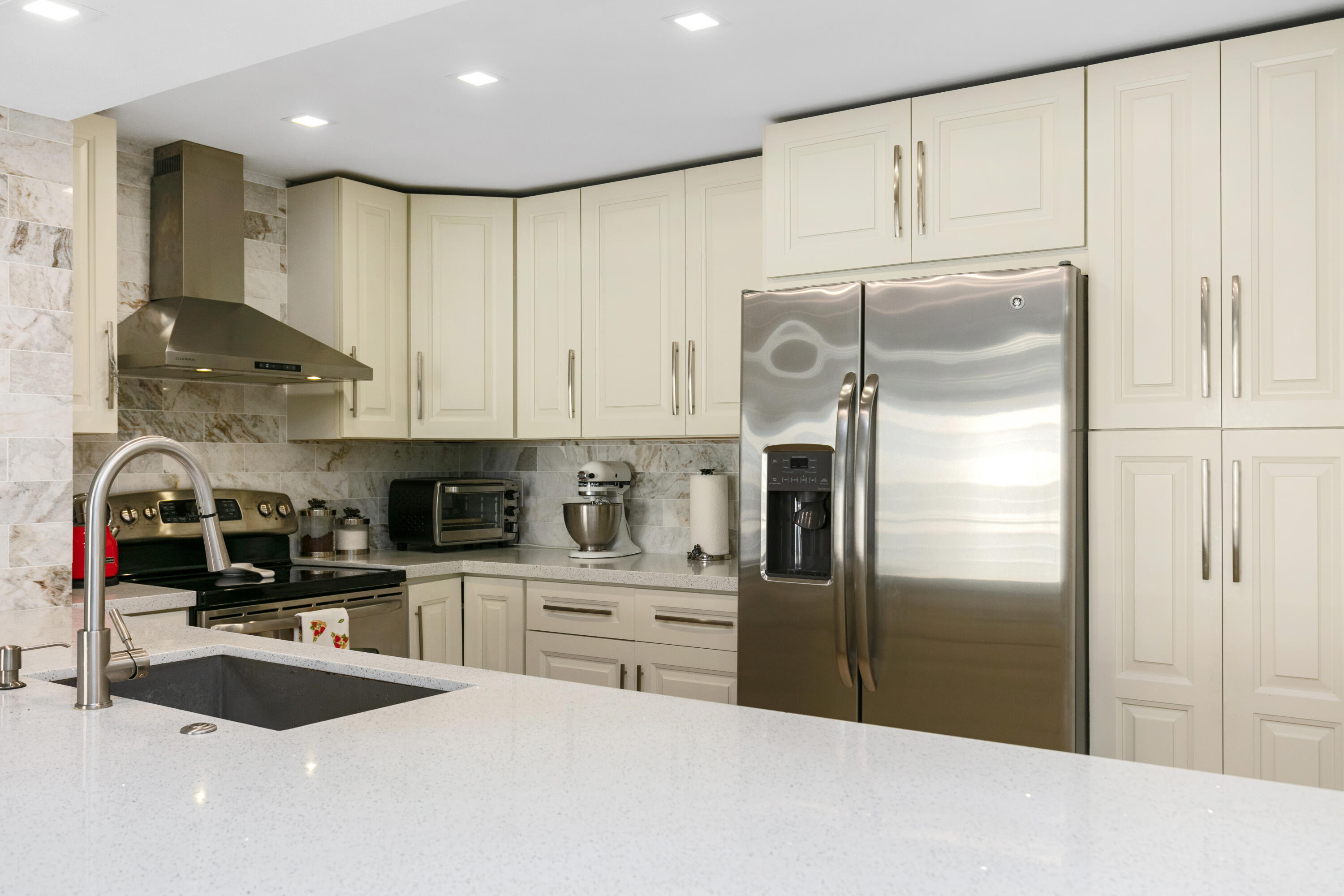 OPAL TOWERS CONDO - Residential