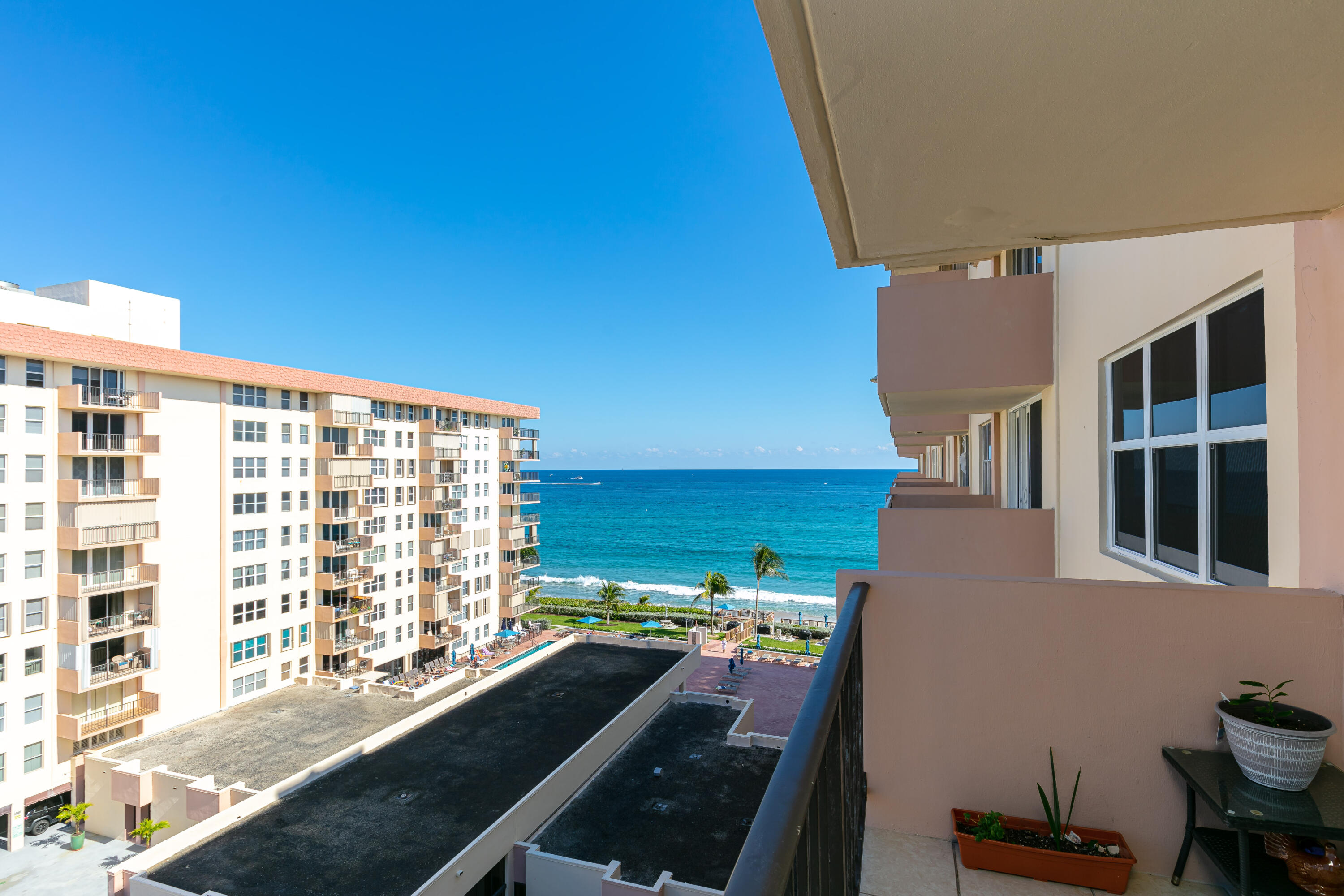 OPAL TOWERS CONDO - Residential
