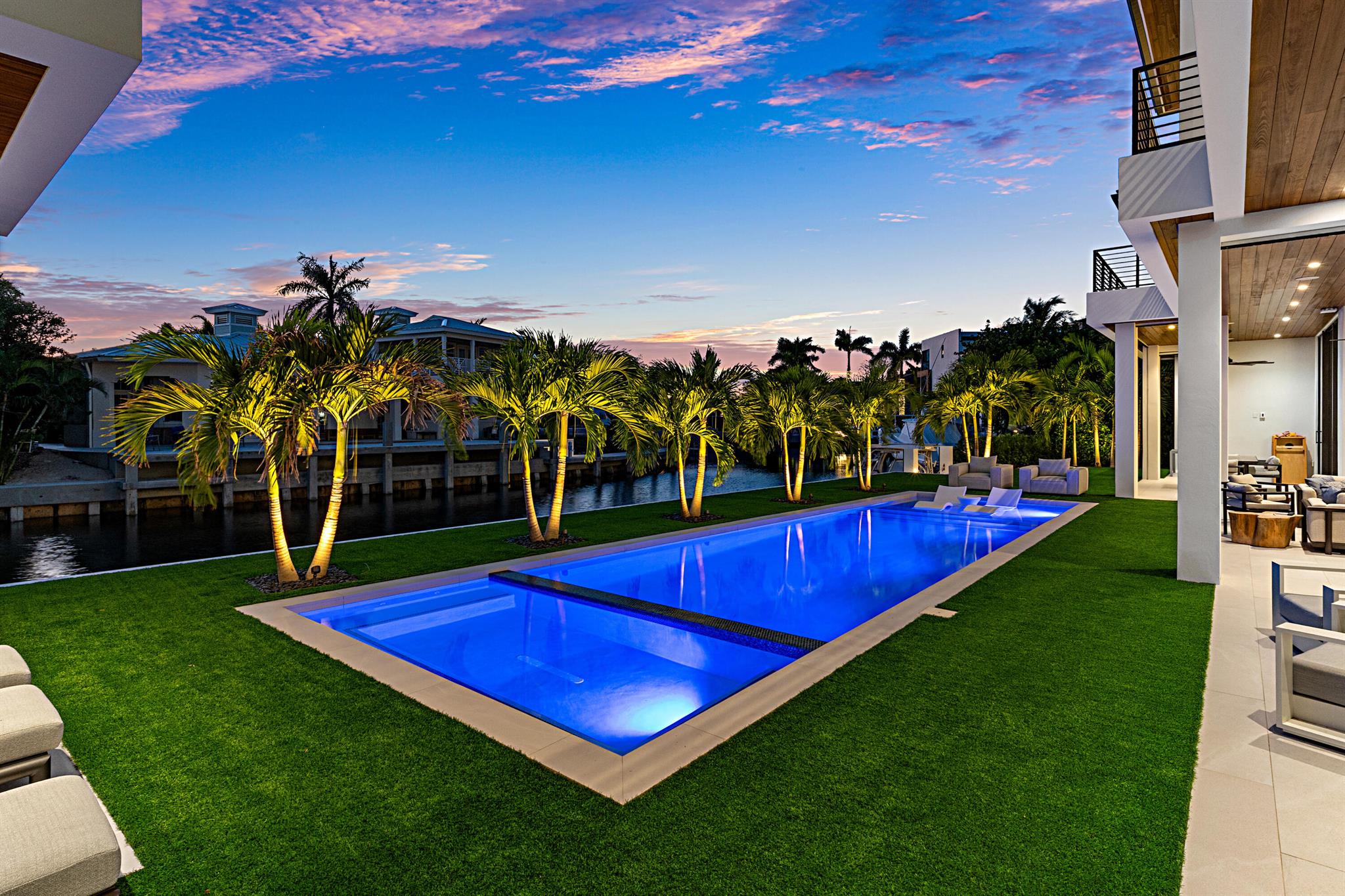 SUN AND SURF - Residential
