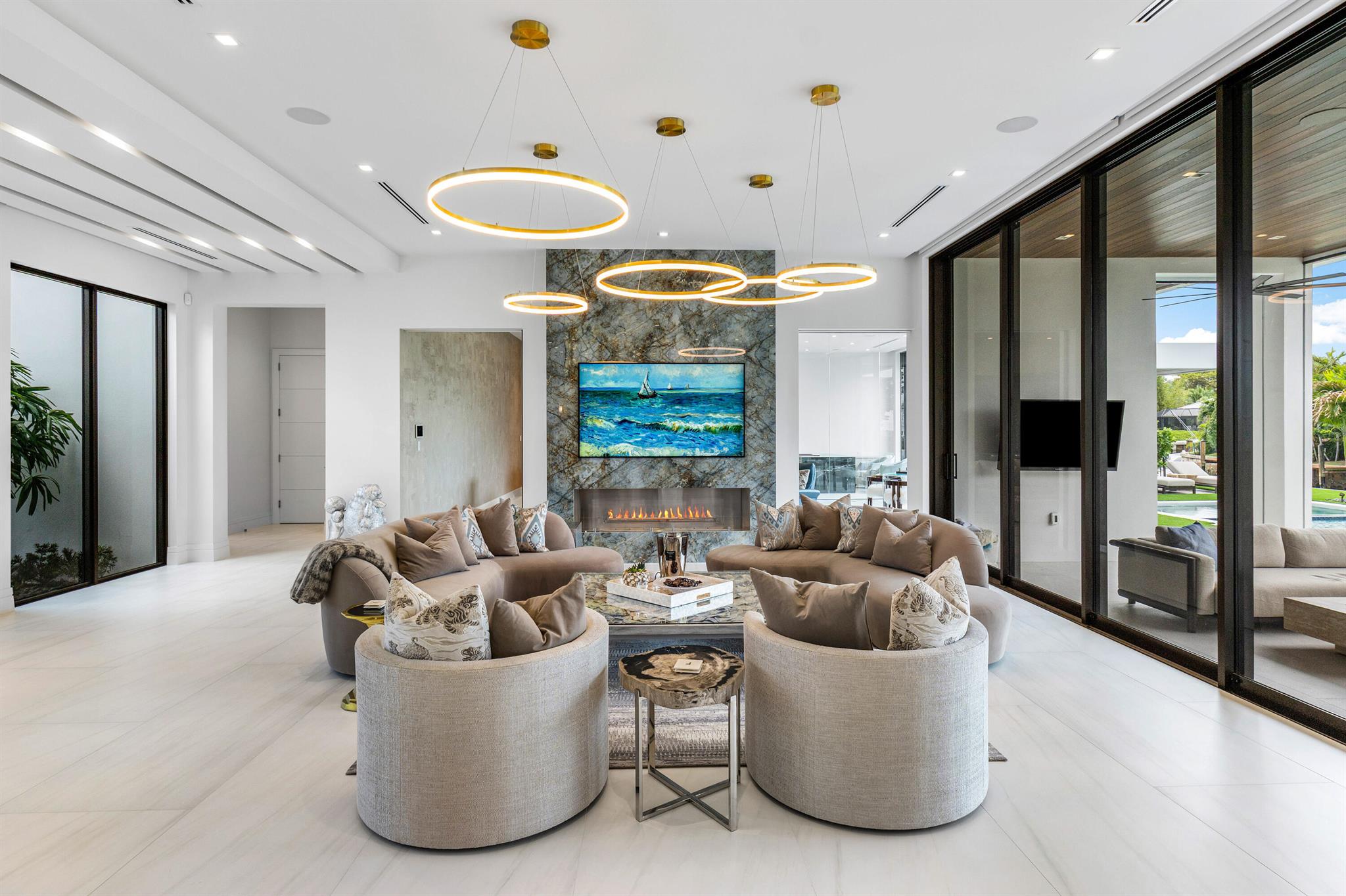 SUN AND SURF - Residential