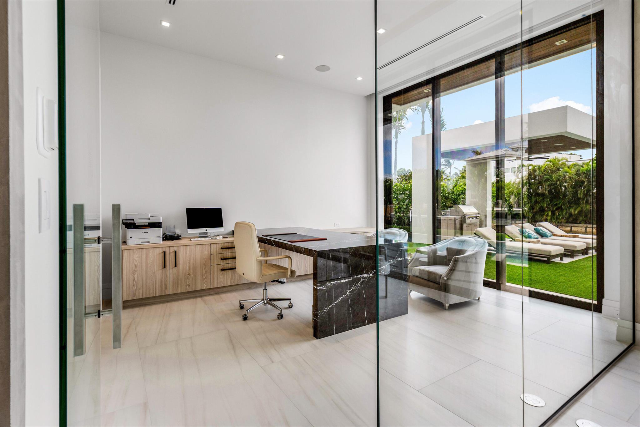 SUN AND SURF - Residential