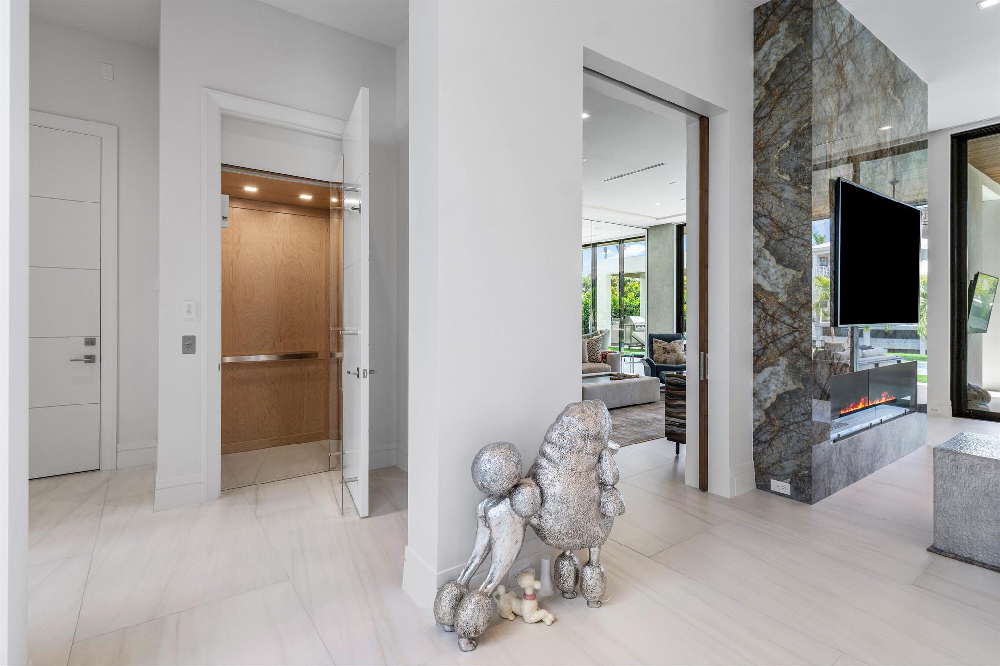 SUN AND SURF - Residential