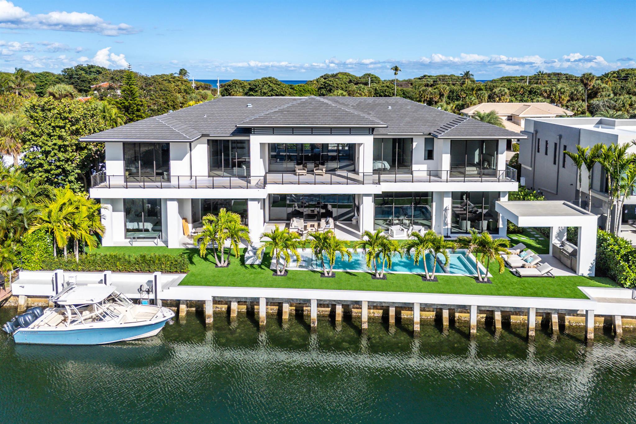 SUN AND SURF - Residential