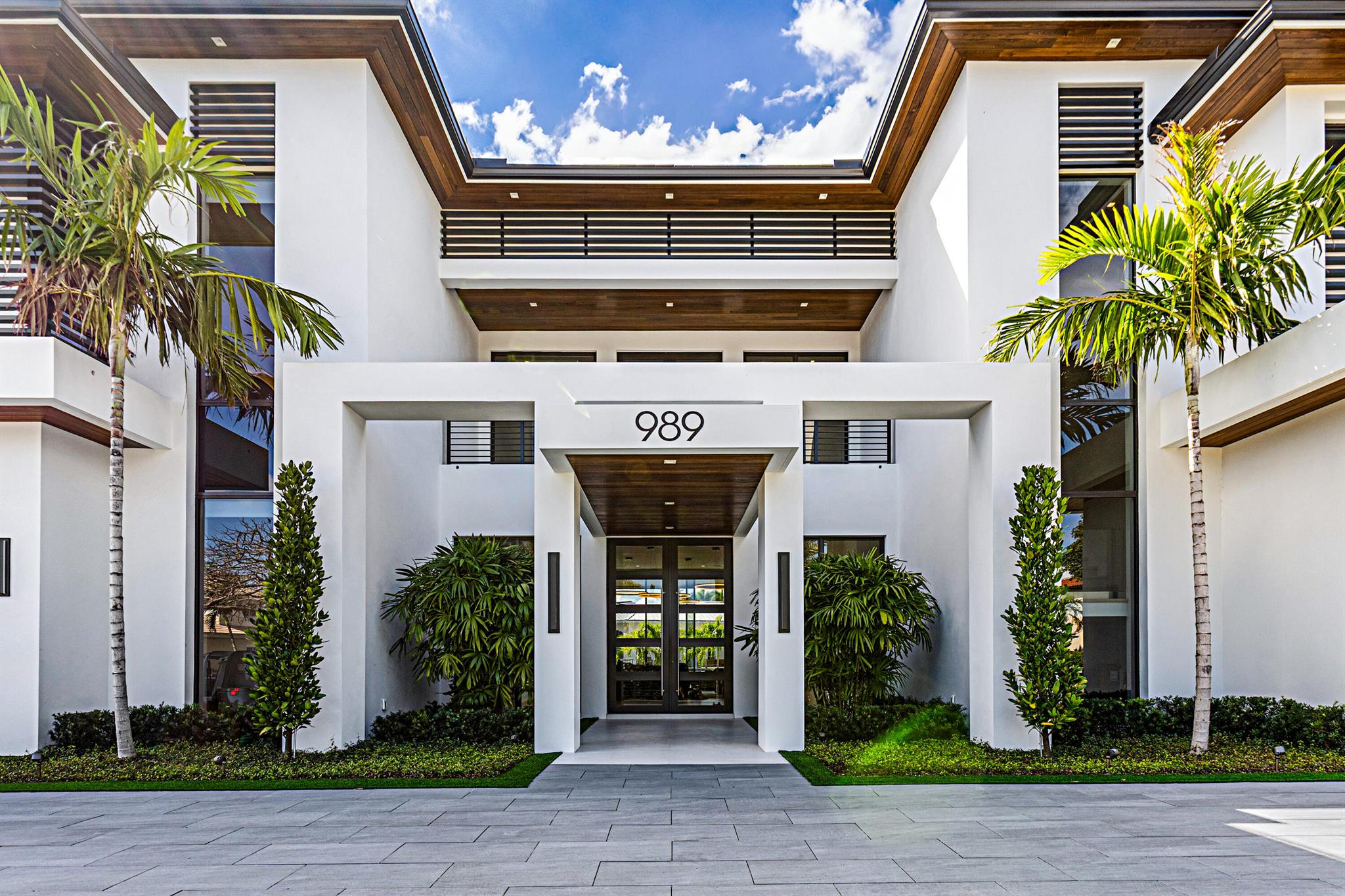 SUN AND SURF - Residential