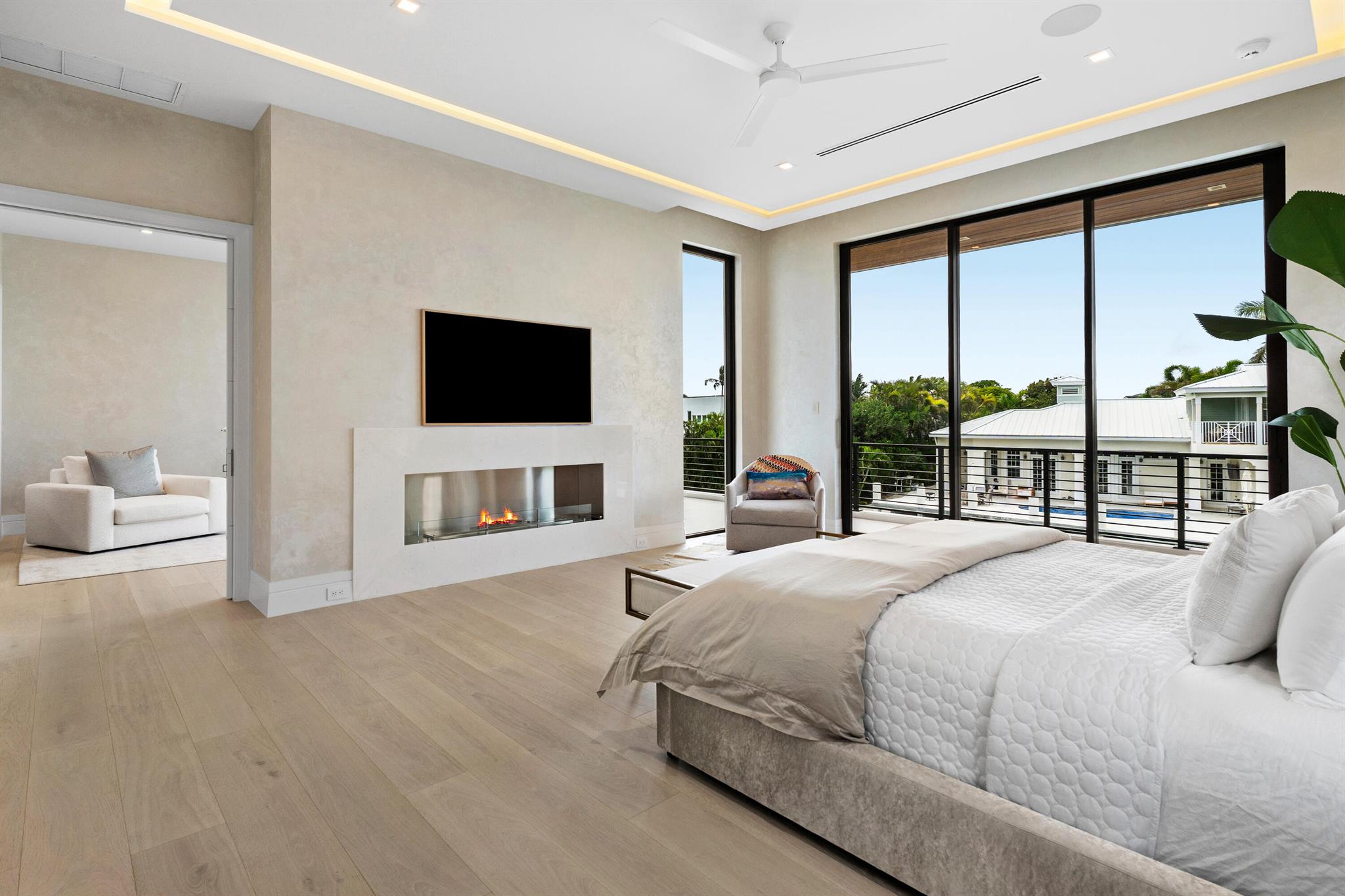 SUN AND SURF - Residential