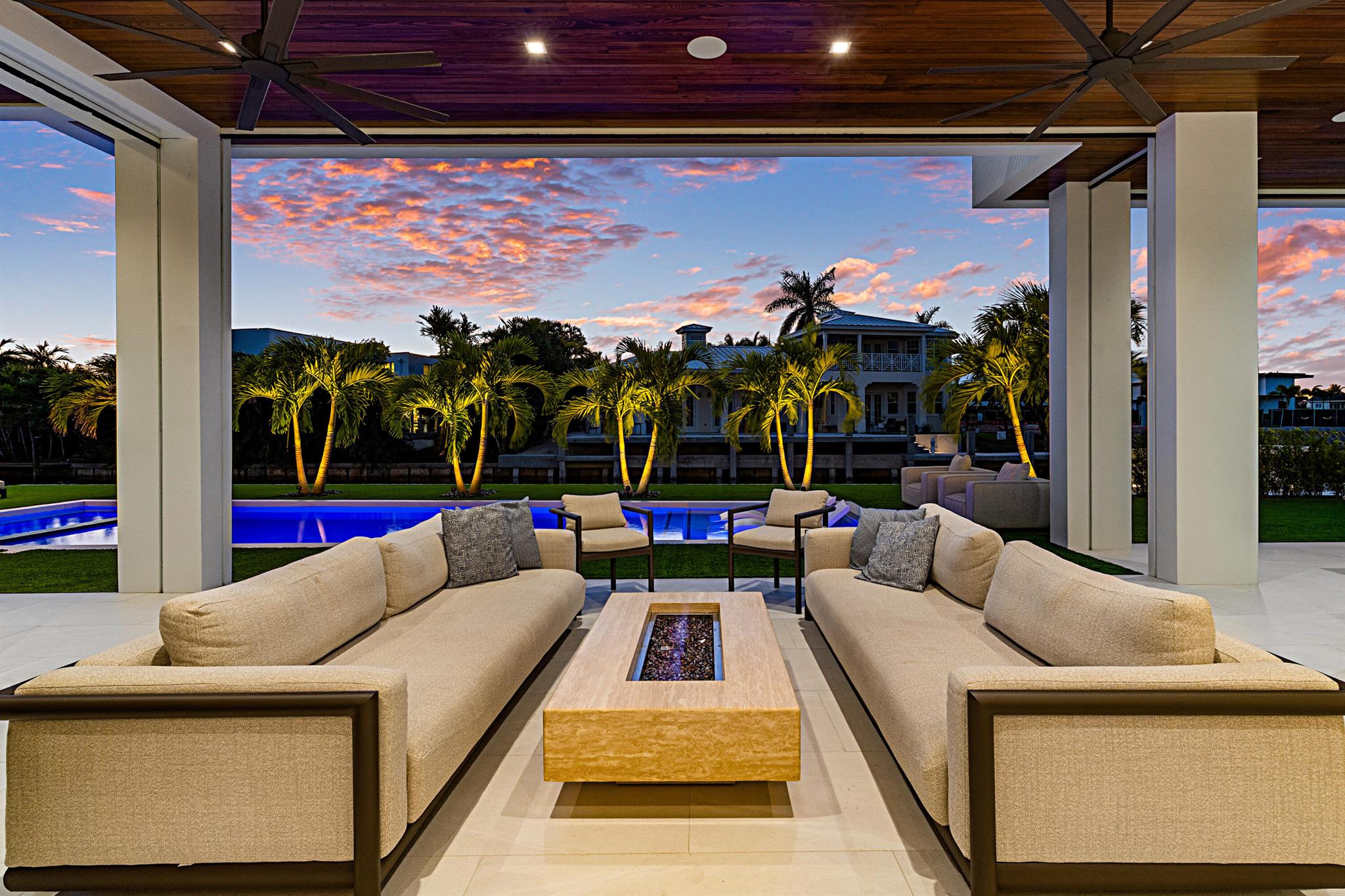 SUN AND SURF - Residential