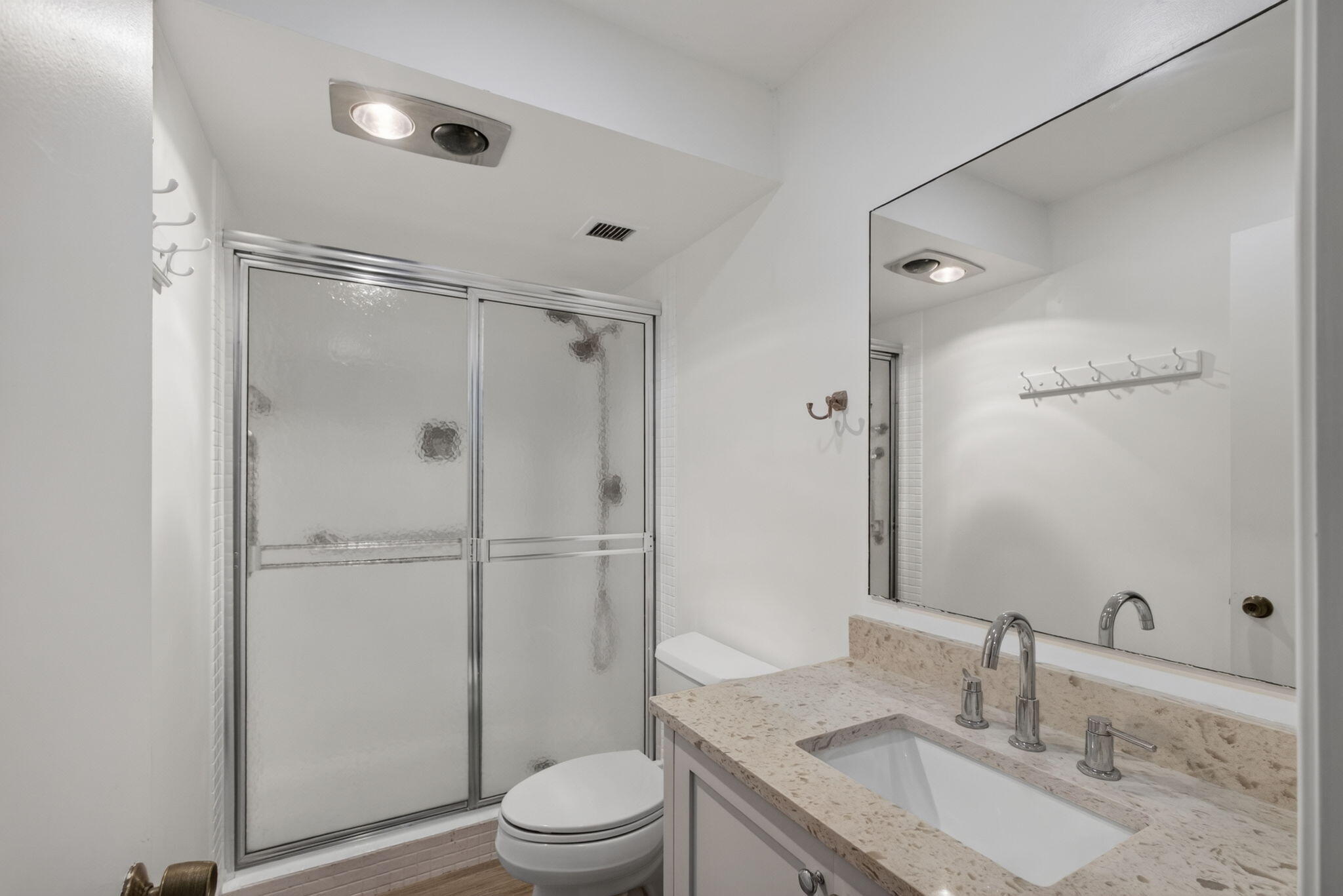 LAKE HARBOUR TOWERS CONDO - Residential