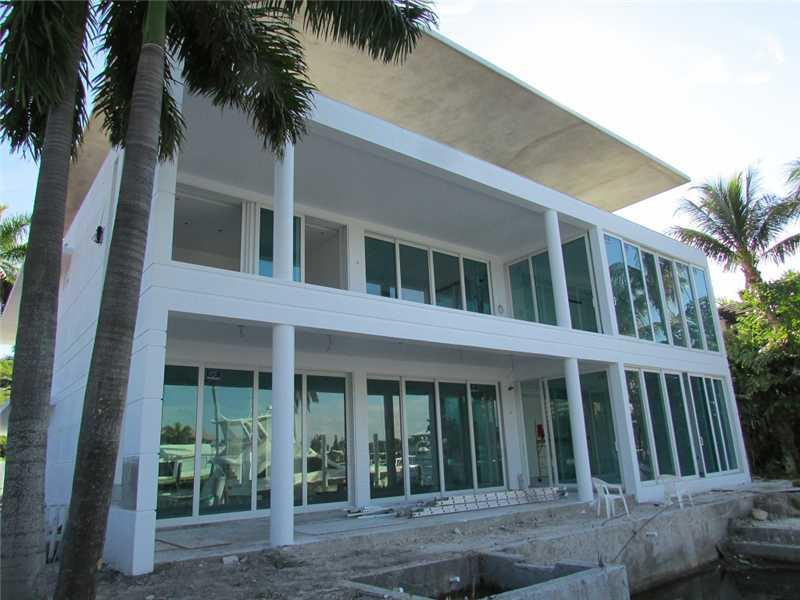 DOLPHIN ISLES - Residential