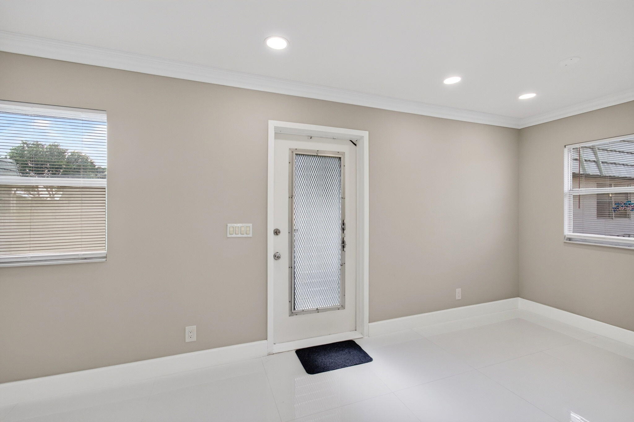 KINGS POINT - Residential