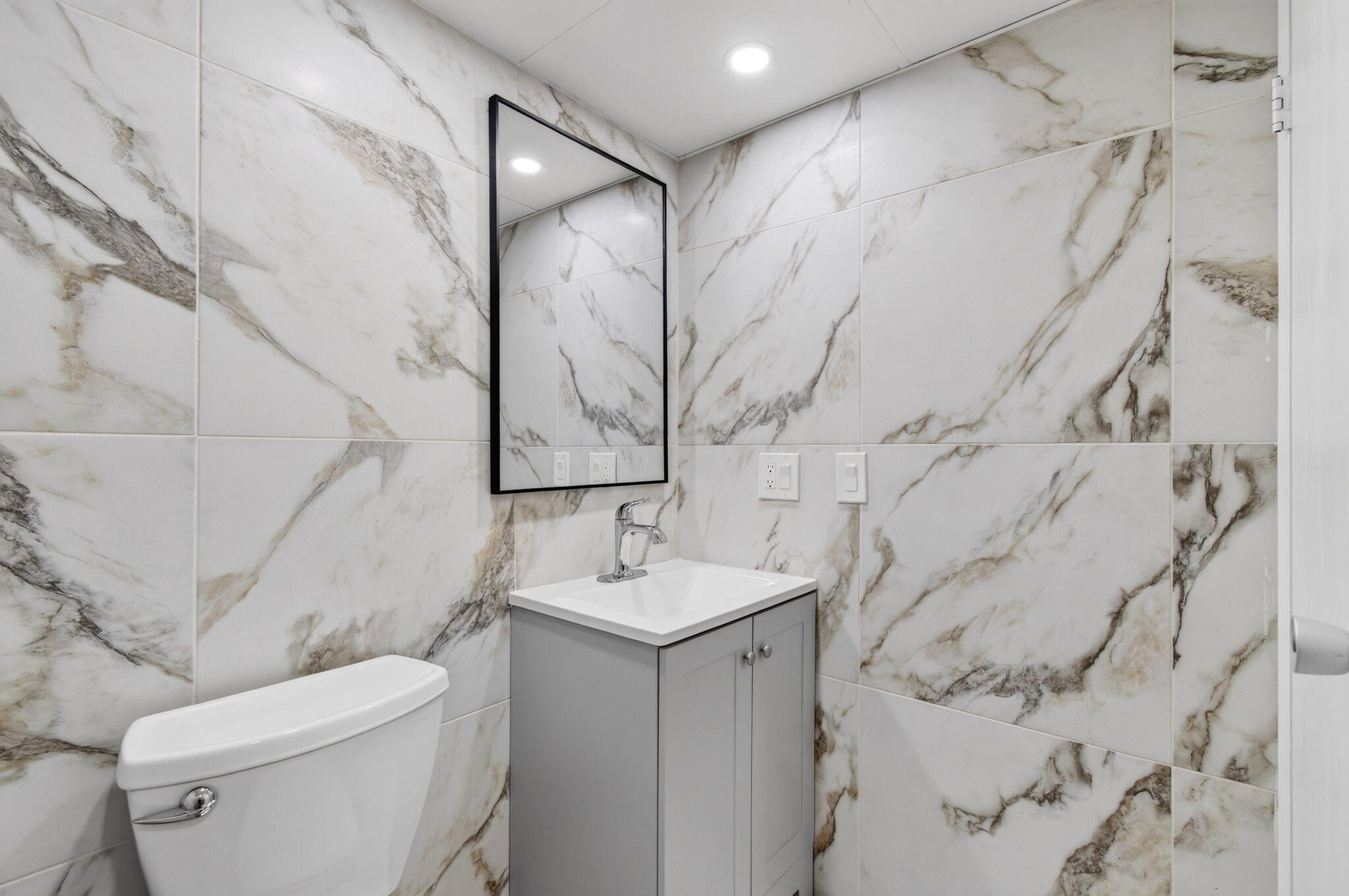 KINGS POINT - Residential