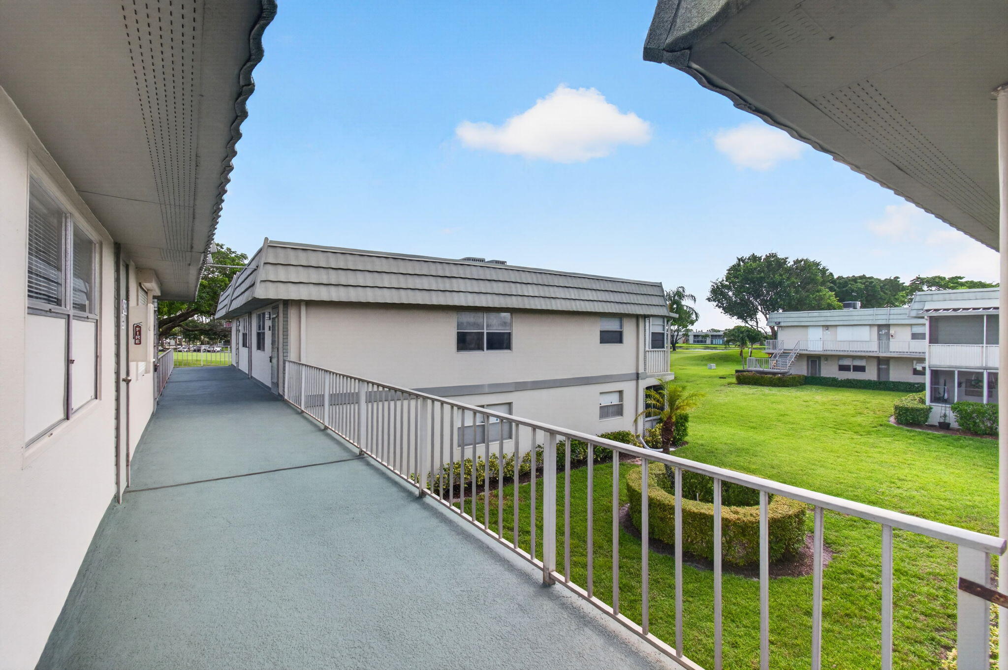KINGS POINT - Residential