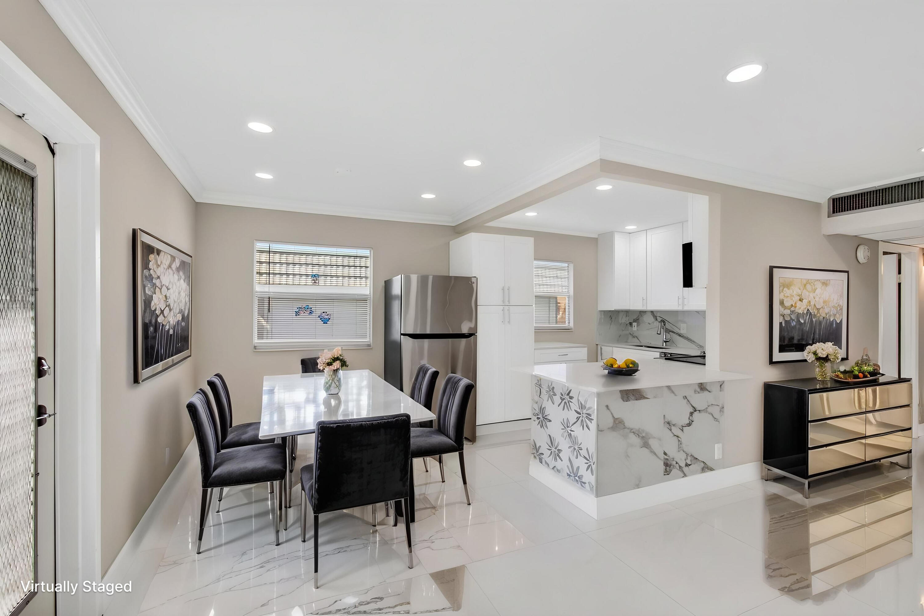 KINGS POINT - Residential