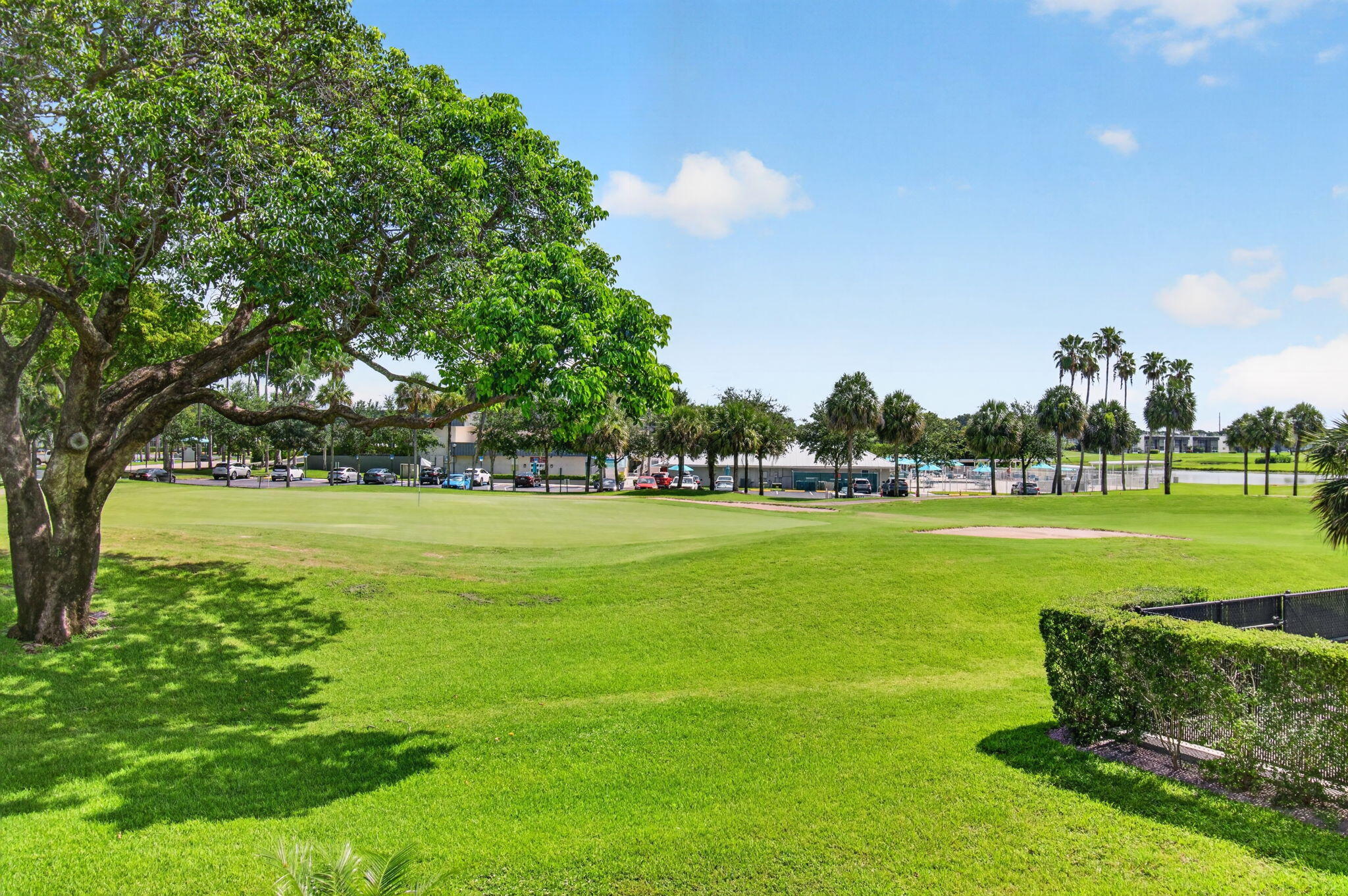 KINGS POINT - Residential