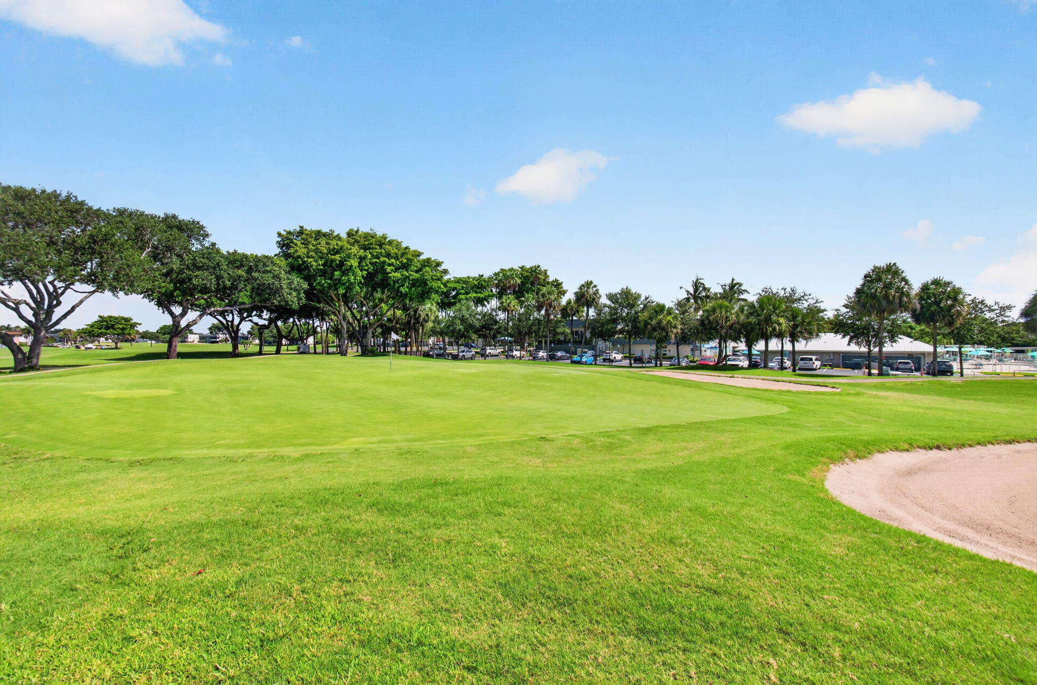 KINGS POINT - Residential