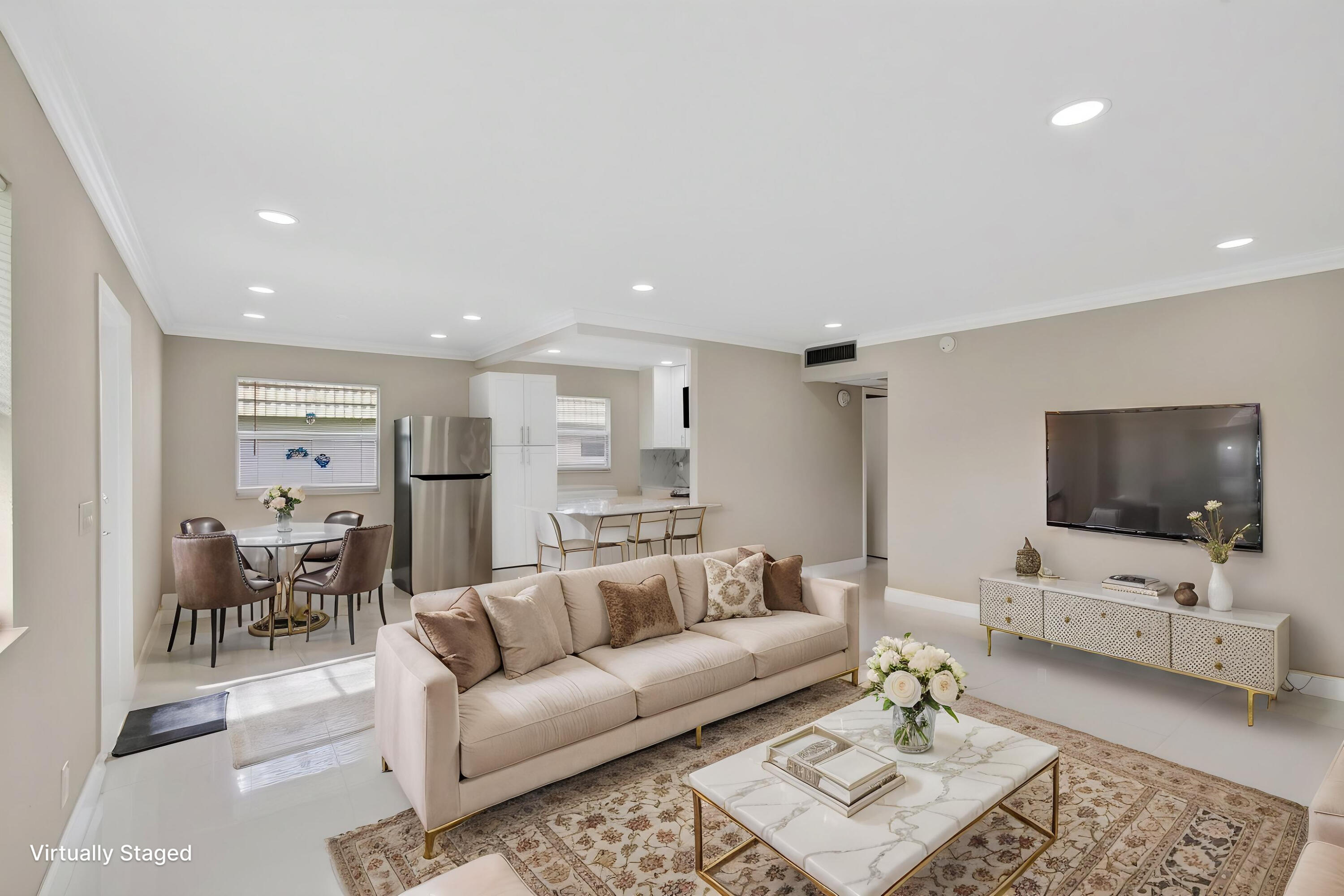 KINGS POINT - Residential