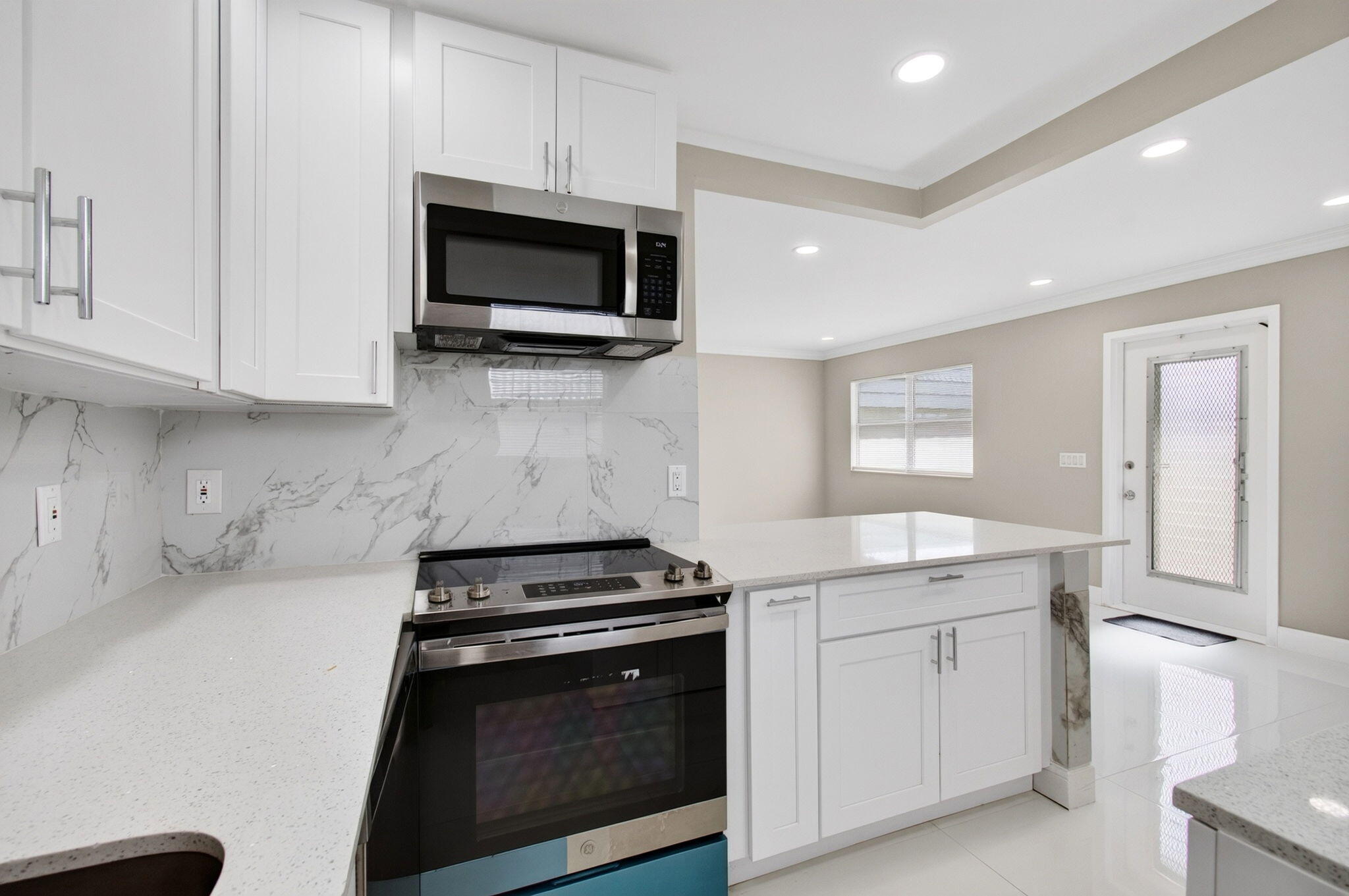 KINGS POINT - Residential