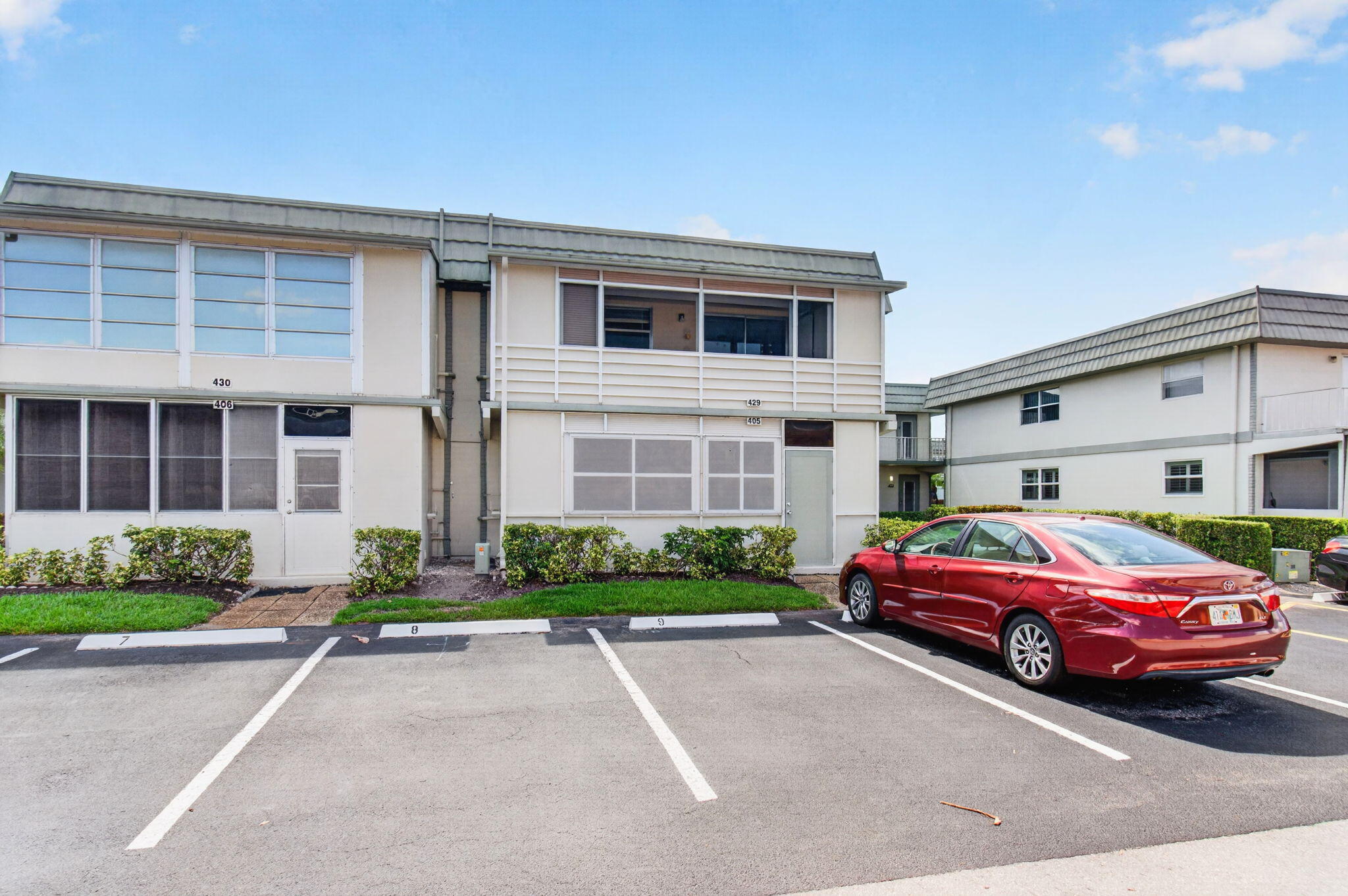 KINGS POINT - Residential