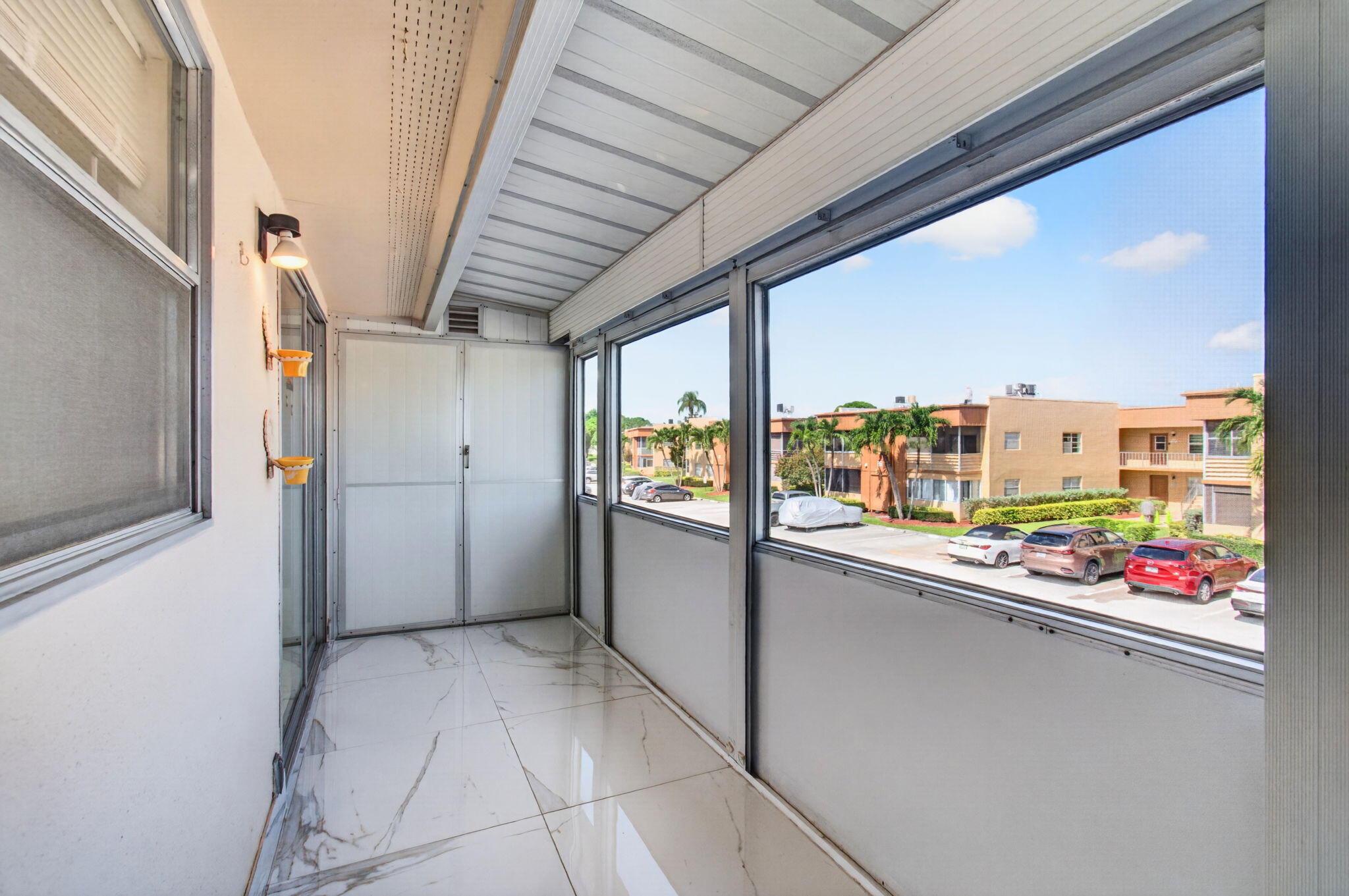 KINGS POINT - Residential
