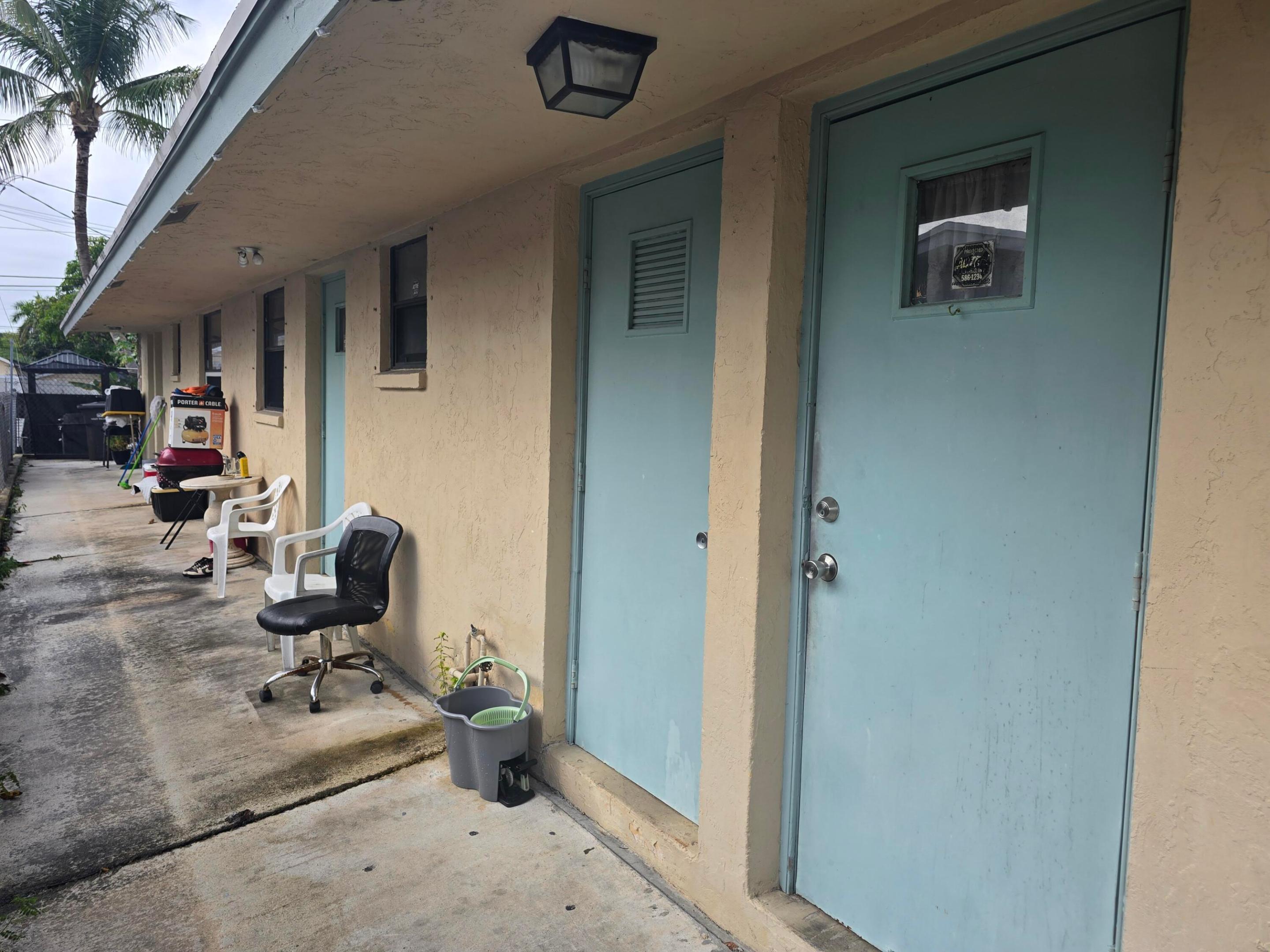 BUNKER HILL ADD 2 TO WPB - Residential Income