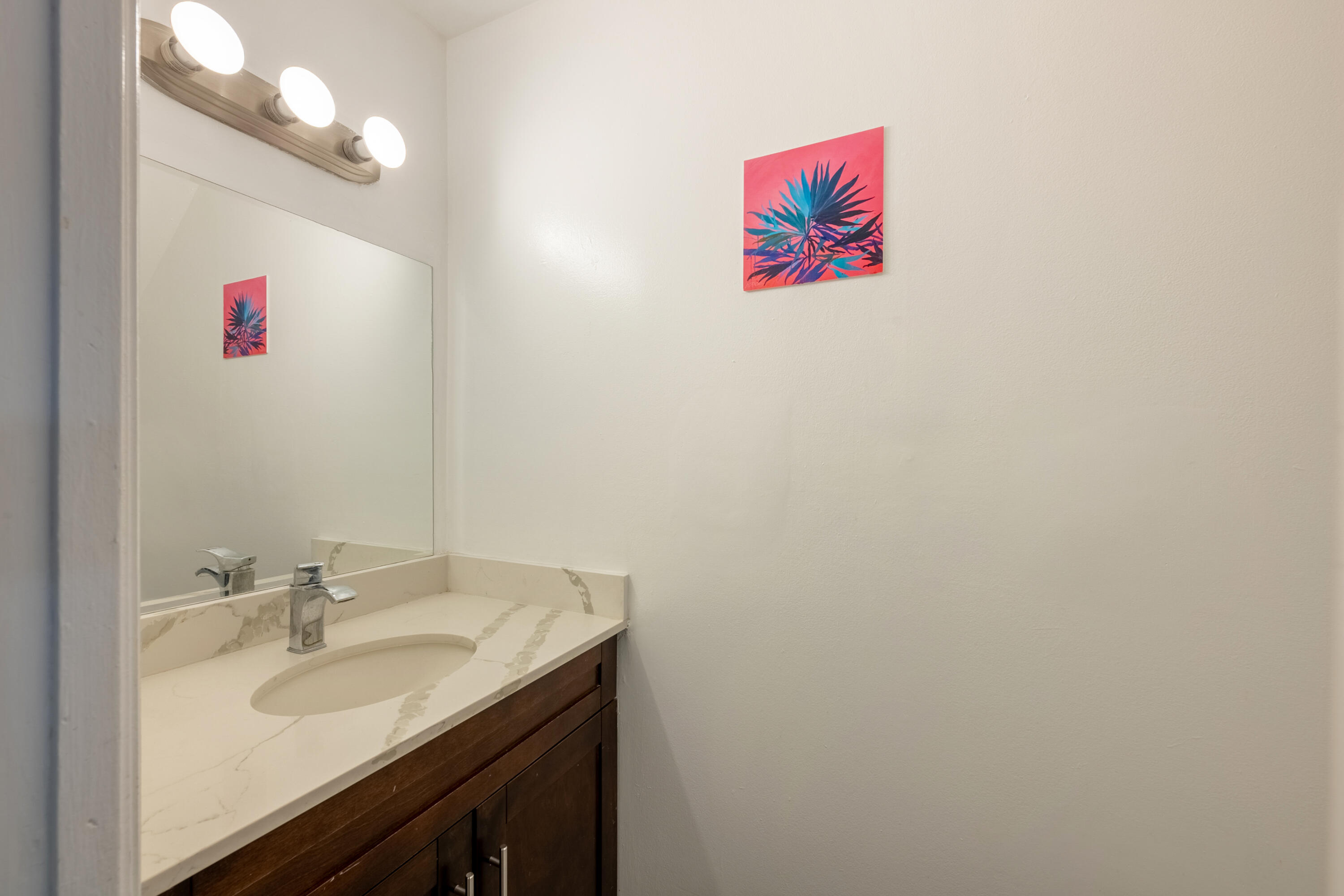 TOWNHOMES OF MONTEREY - Residential