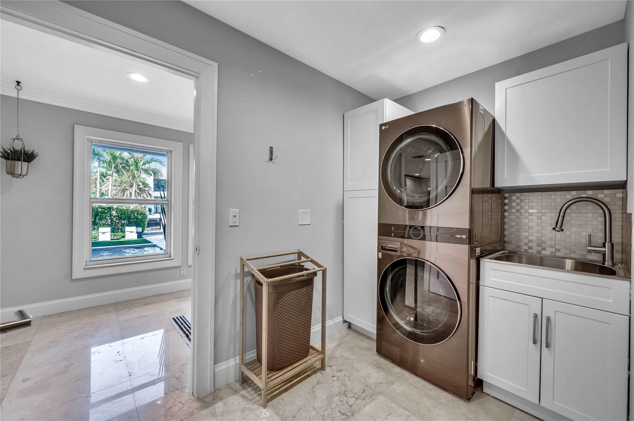 Gould Island 15-62 B - Residential