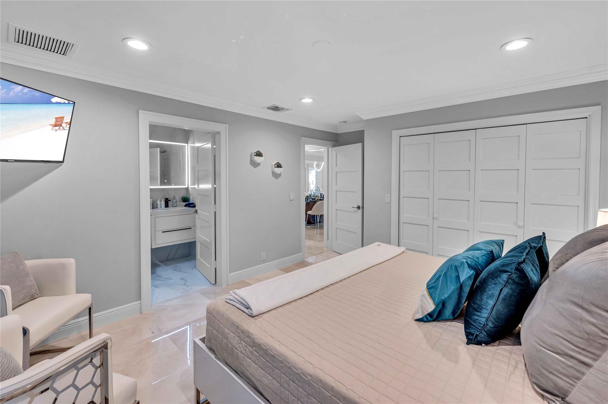 Gould Island 15-62 B - Residential