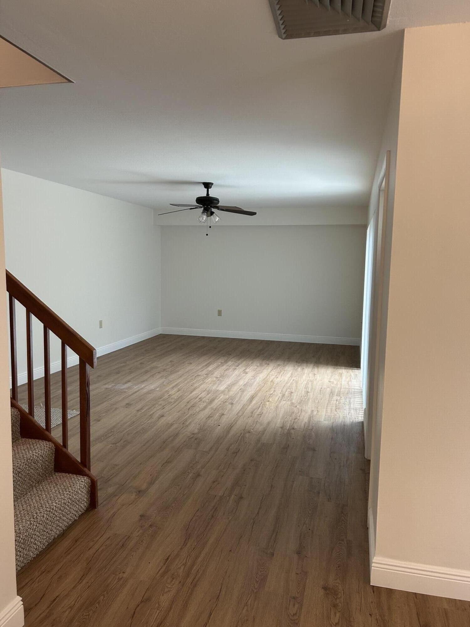 RIVER - Residential Lease