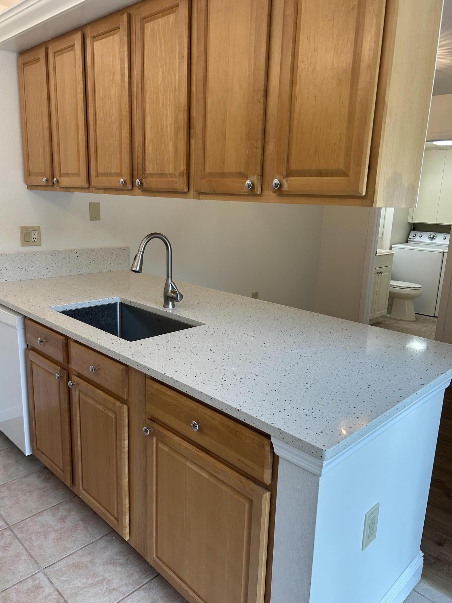 RIVER - Residential Lease