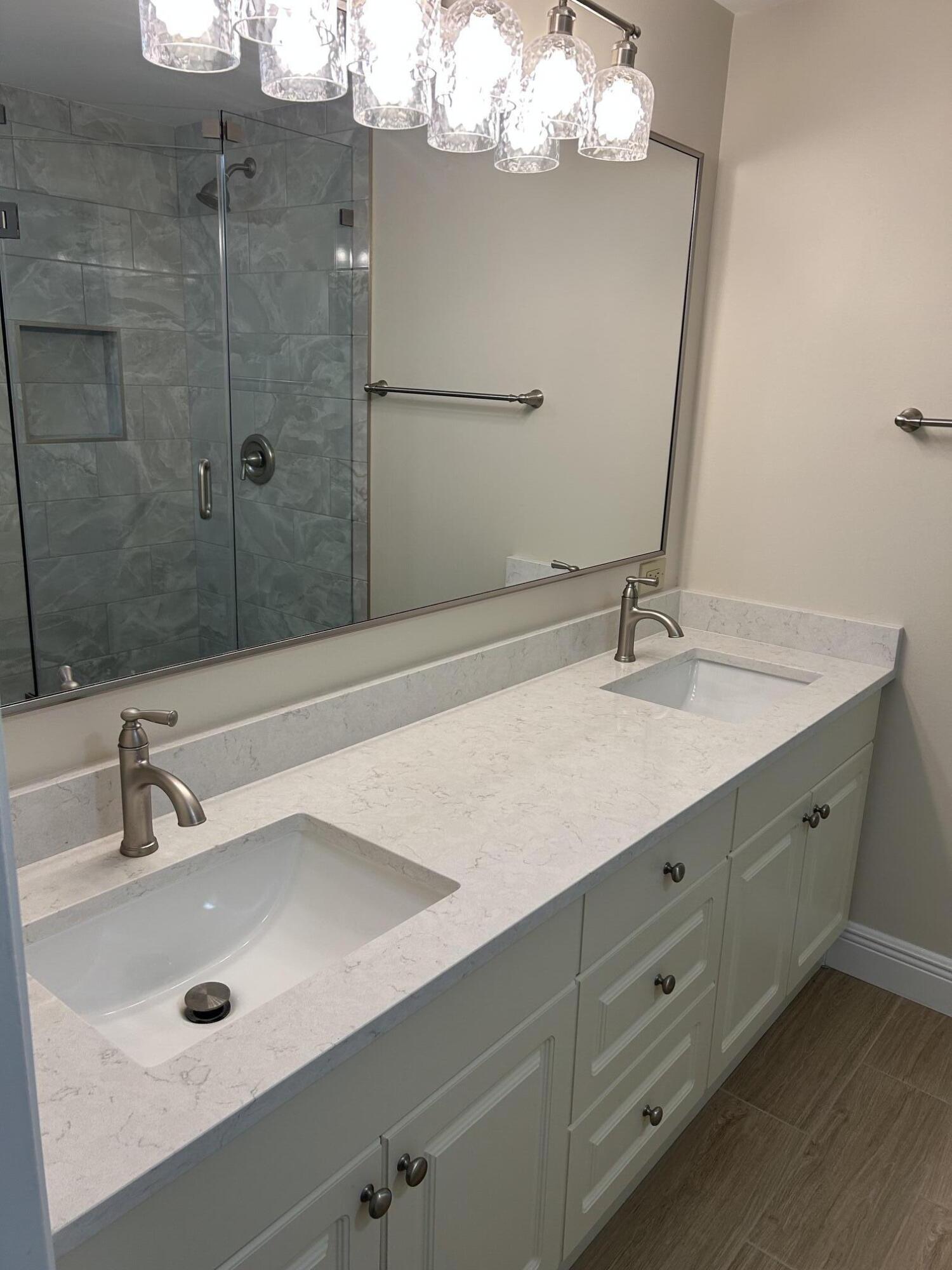 RIVER - Residential Lease