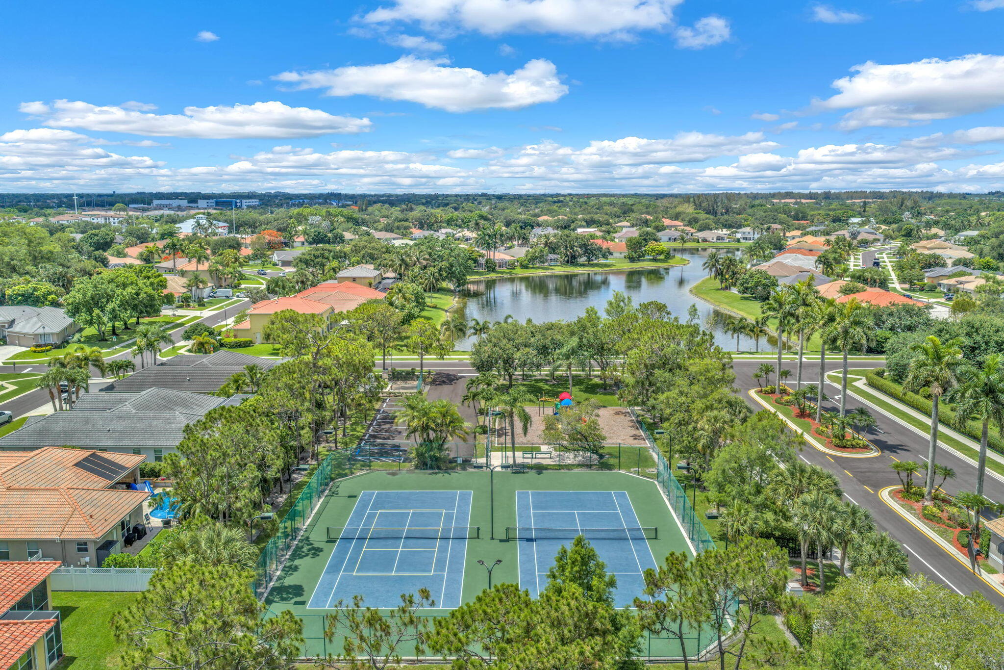 CYPRESS LAKE ESTATES - Residential