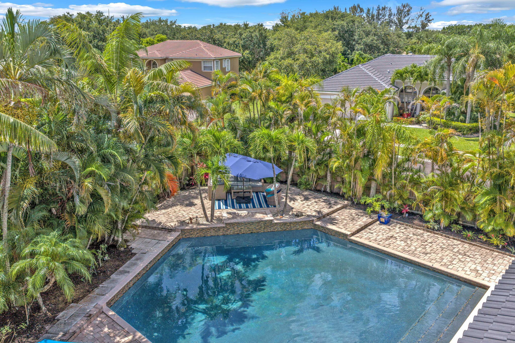 CYPRESS LAKE ESTATES - Residential