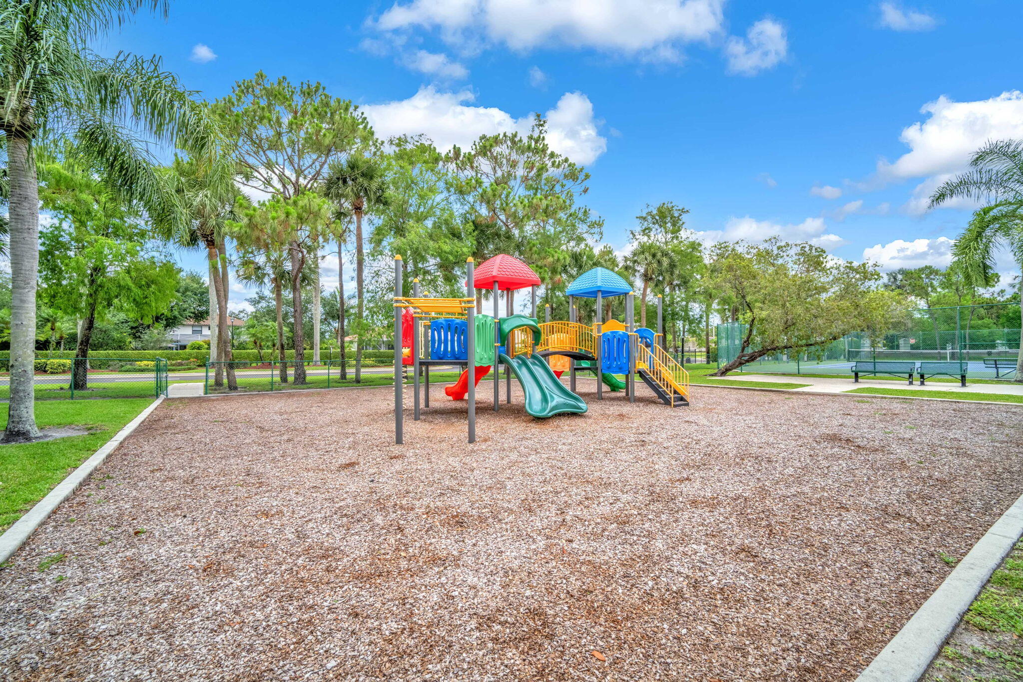 CYPRESS LAKE ESTATES - Residential