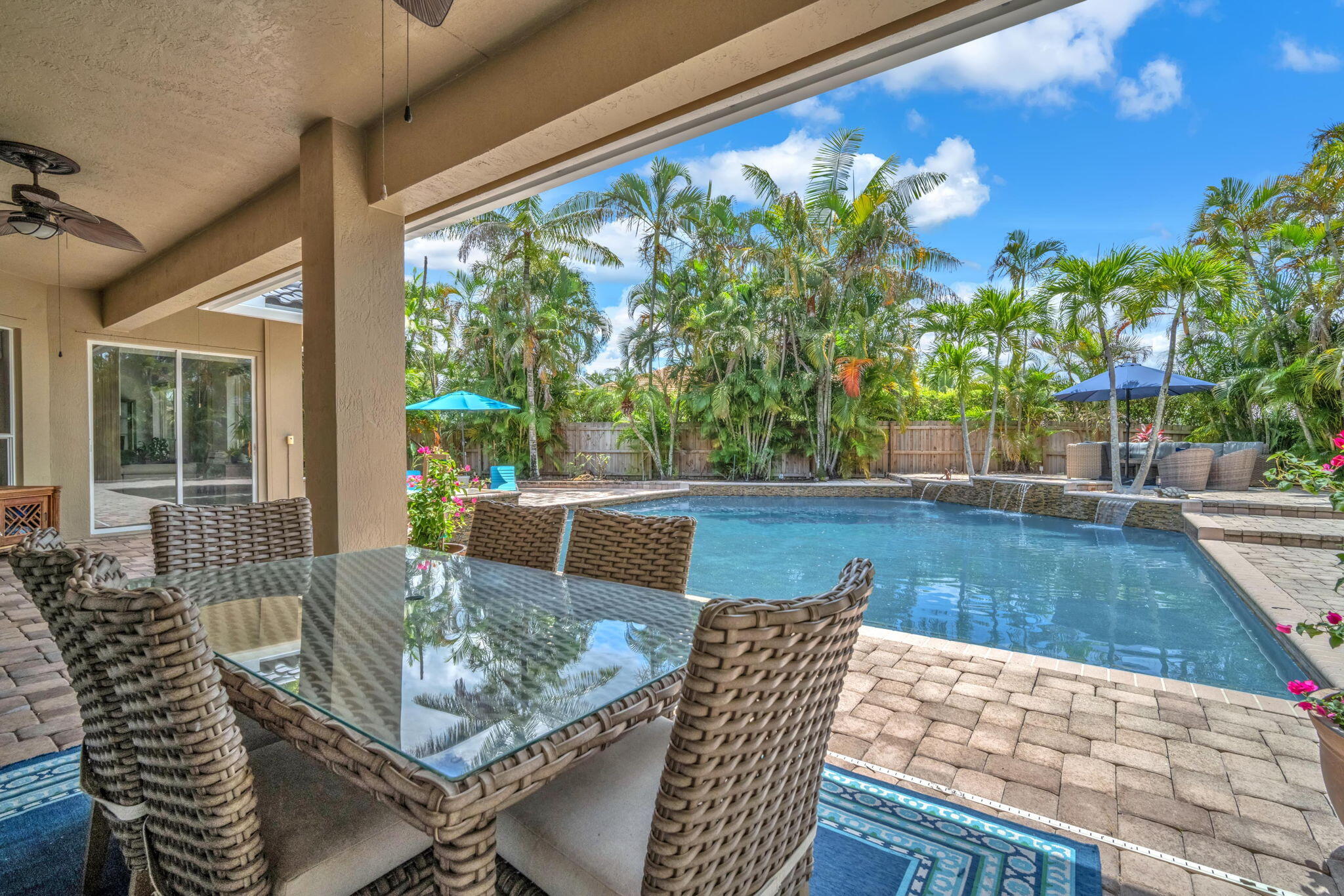 CYPRESS LAKE ESTATES - Residential
