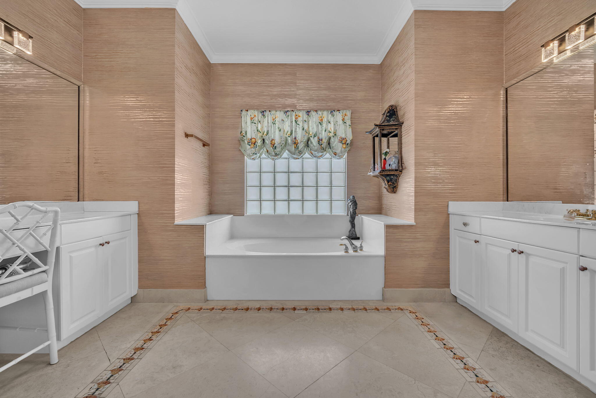 CYPRESS LAKE ESTATES - Residential