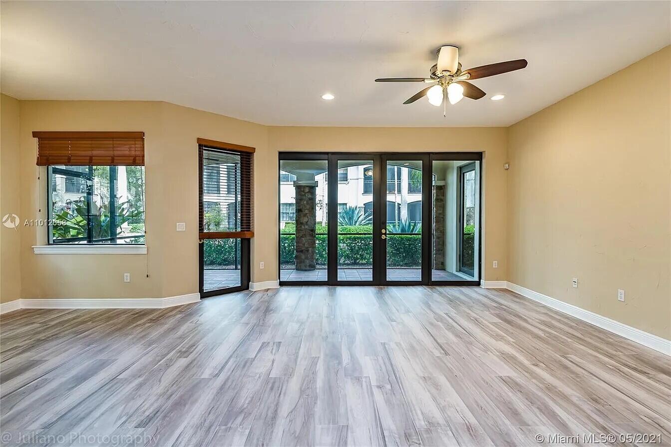 CASERAS AT PARKLAND GOLF - Residential Lease