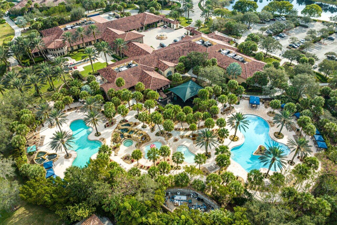CASERAS AT PARKLAND GOLF - Residential Lease