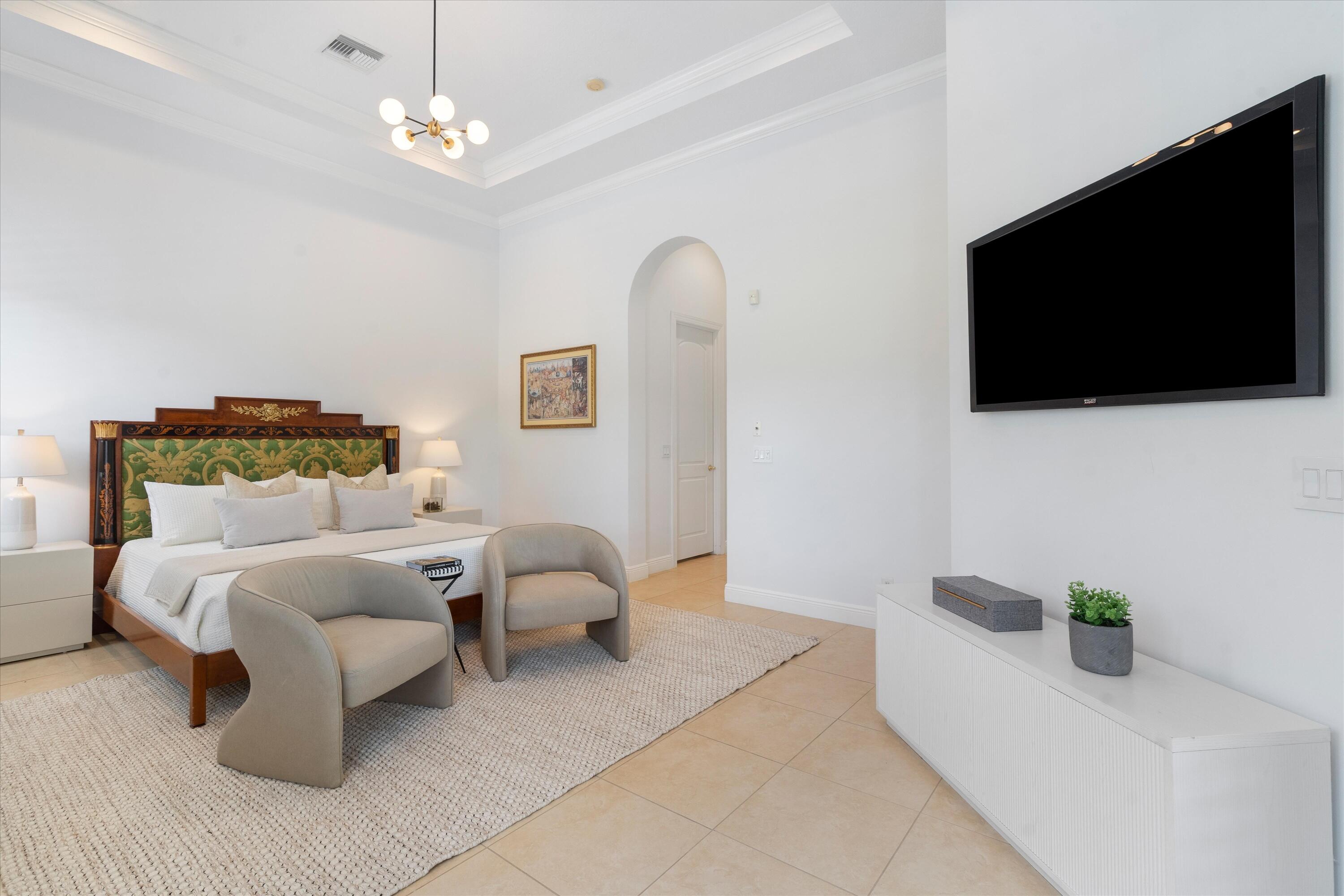Mizner Country Club - Residential