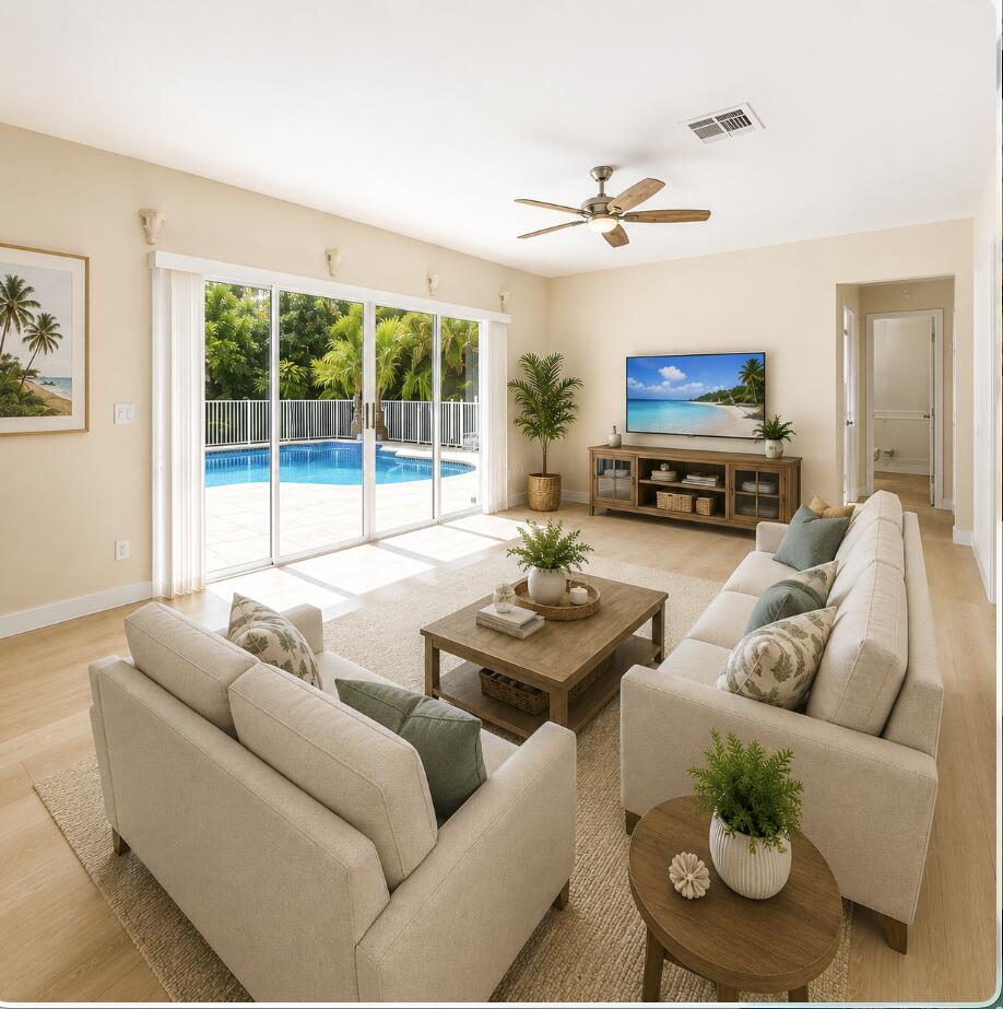 WOODSIDE ESTATES - Residential
