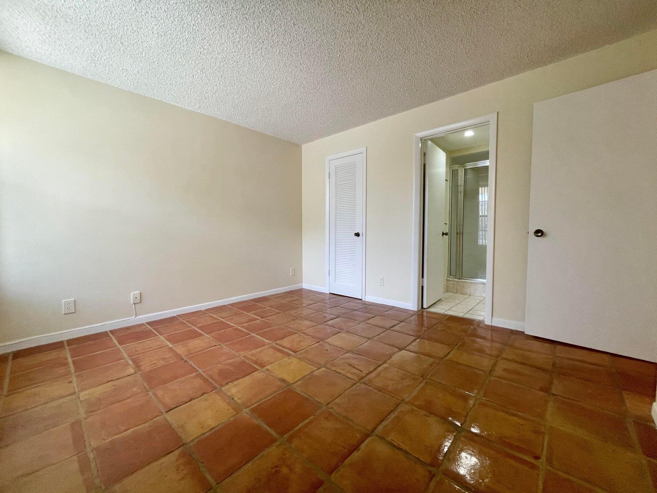 BOCA BAYOU PH 1, 2 THRU 5 & 7 CONDOS - Residential Lease