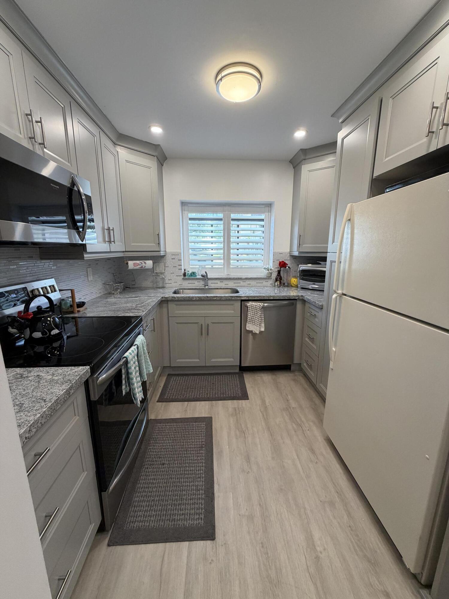 TARTAN COCONUT CREEK PHASE 1 - Residential