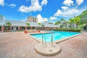 DANIANS SOUTH CONDO - Residential Lease