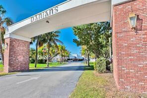DANIANS SOUTH CONDO - Residential Lease