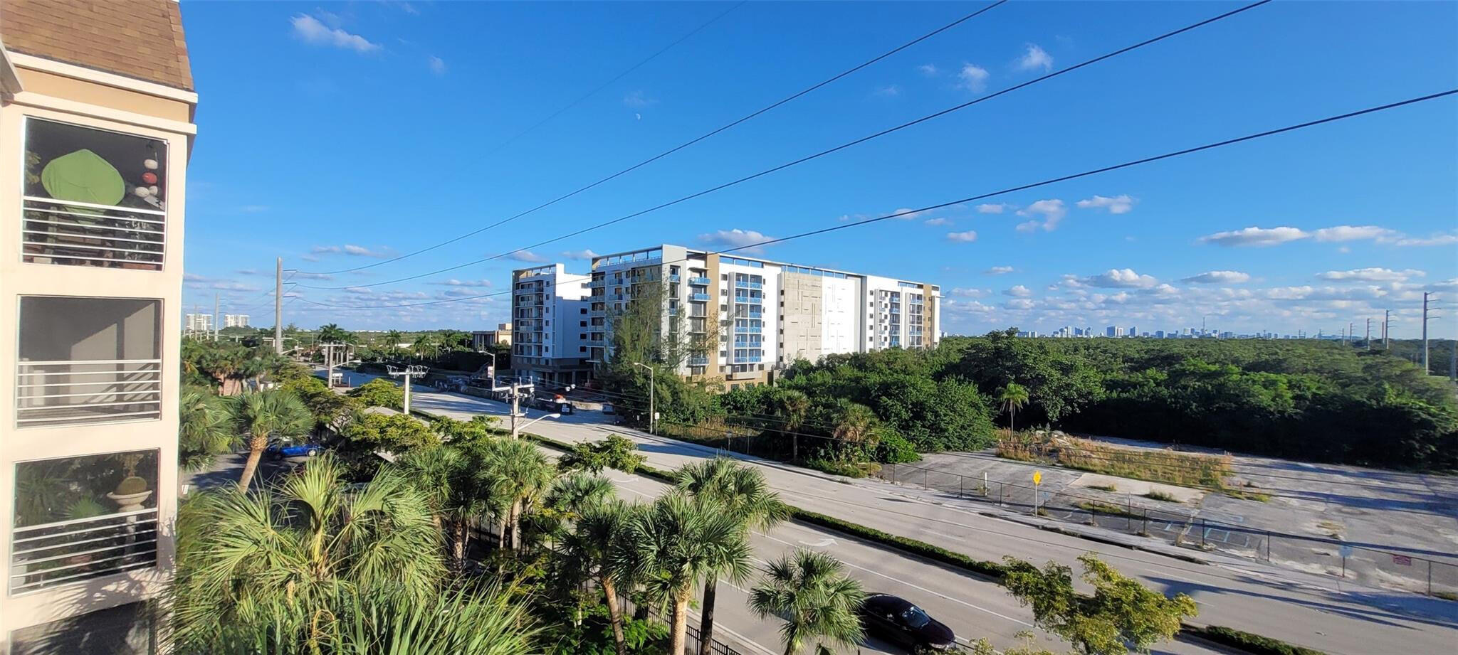 DANIANS SOUTH CONDO - Residential Lease