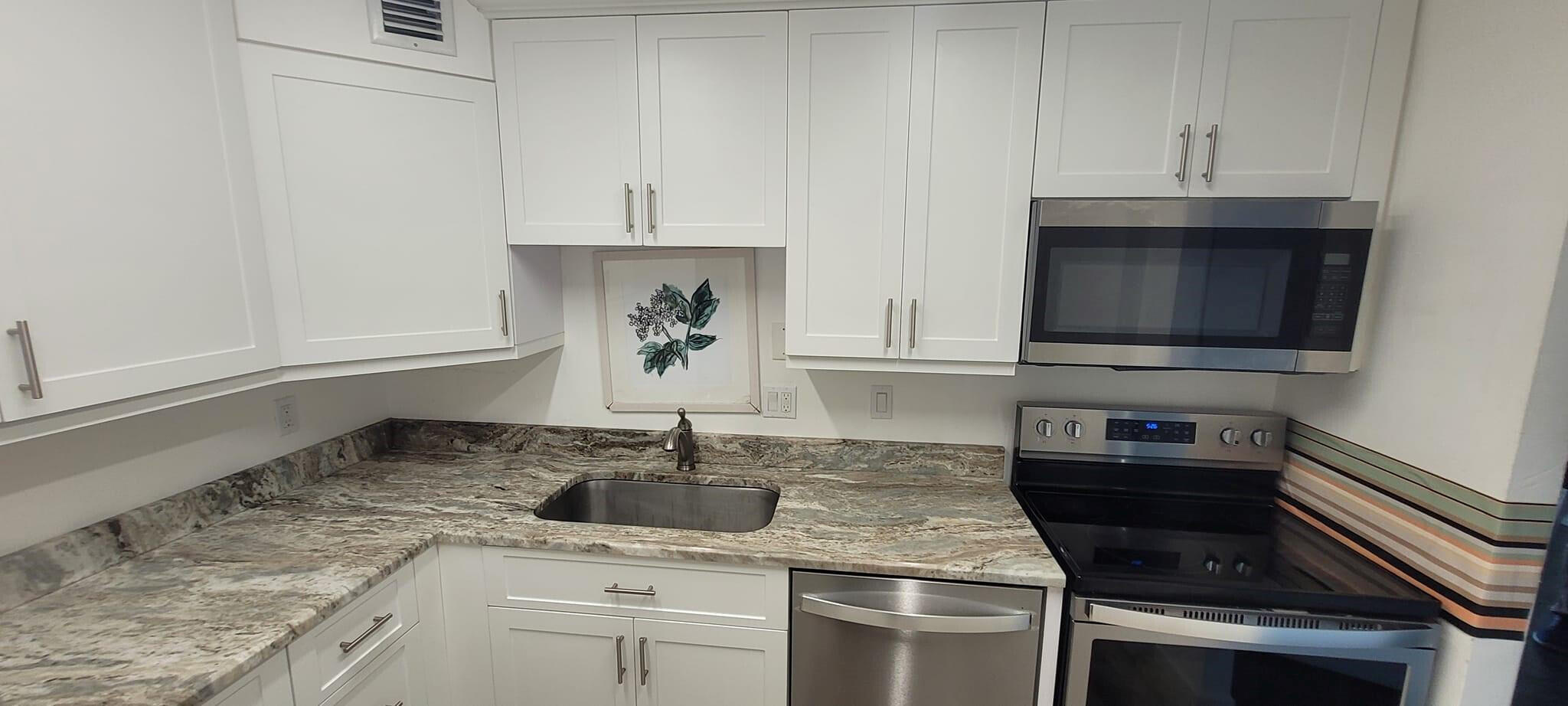 DANIANS SOUTH CONDO - Residential Lease
