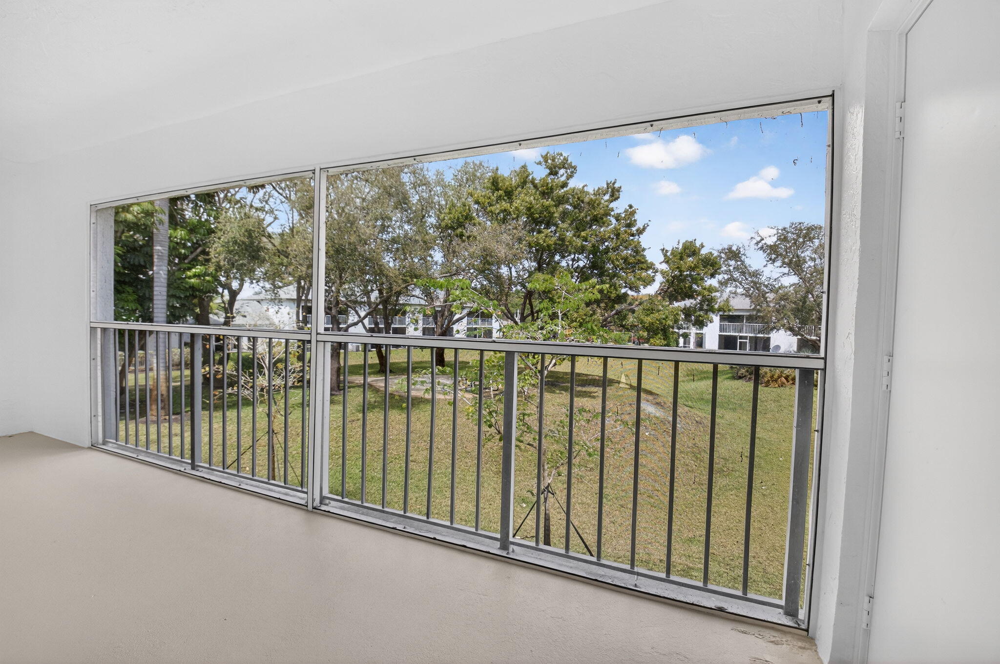 HIDDEN VALLEY SEC 1 - Residential Lease