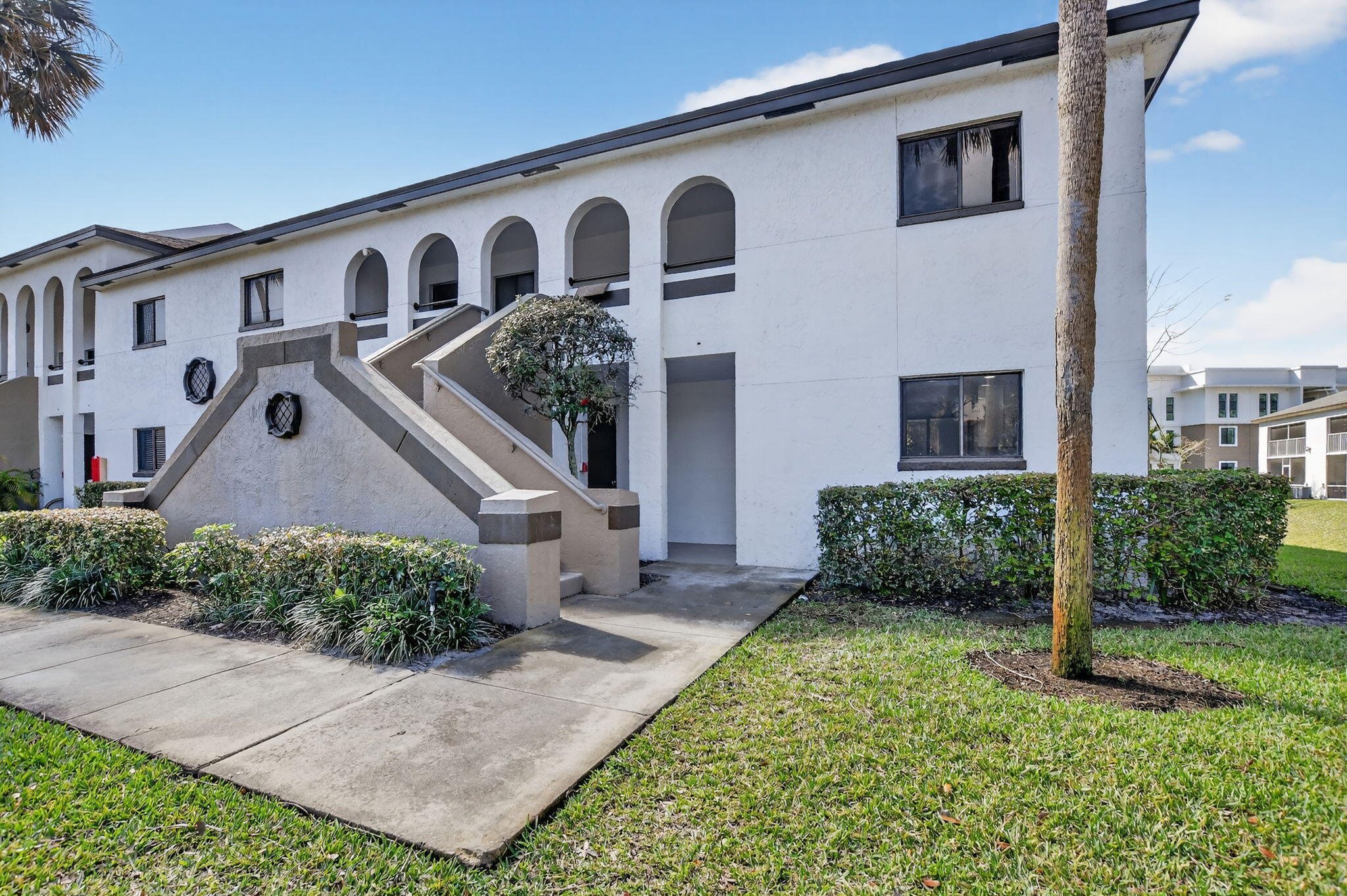 HIDDEN VALLEY SEC 1 - Residential Lease