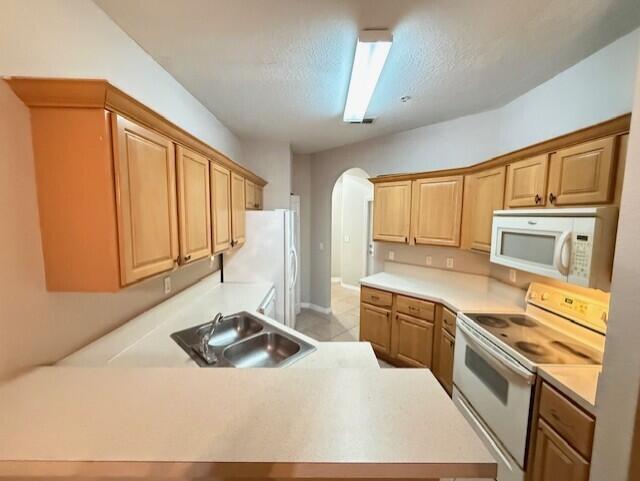 PIPERS CAY CONDO - Residential