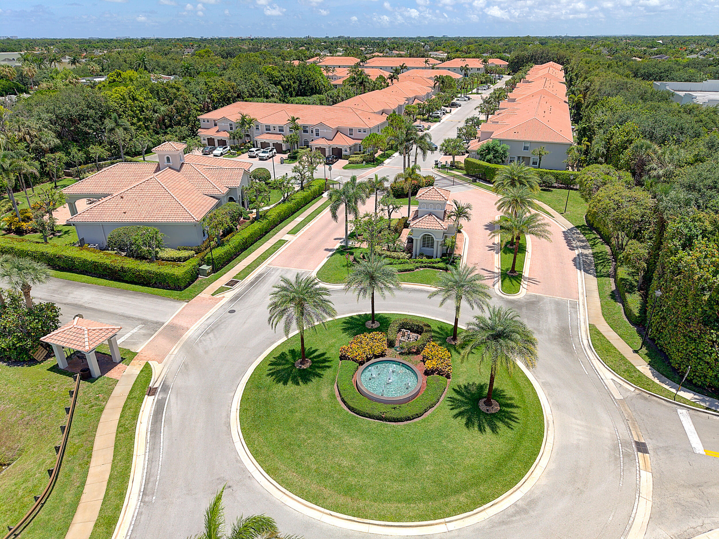 DREXEL PARK TOWNHOMES I CONDO - Residential